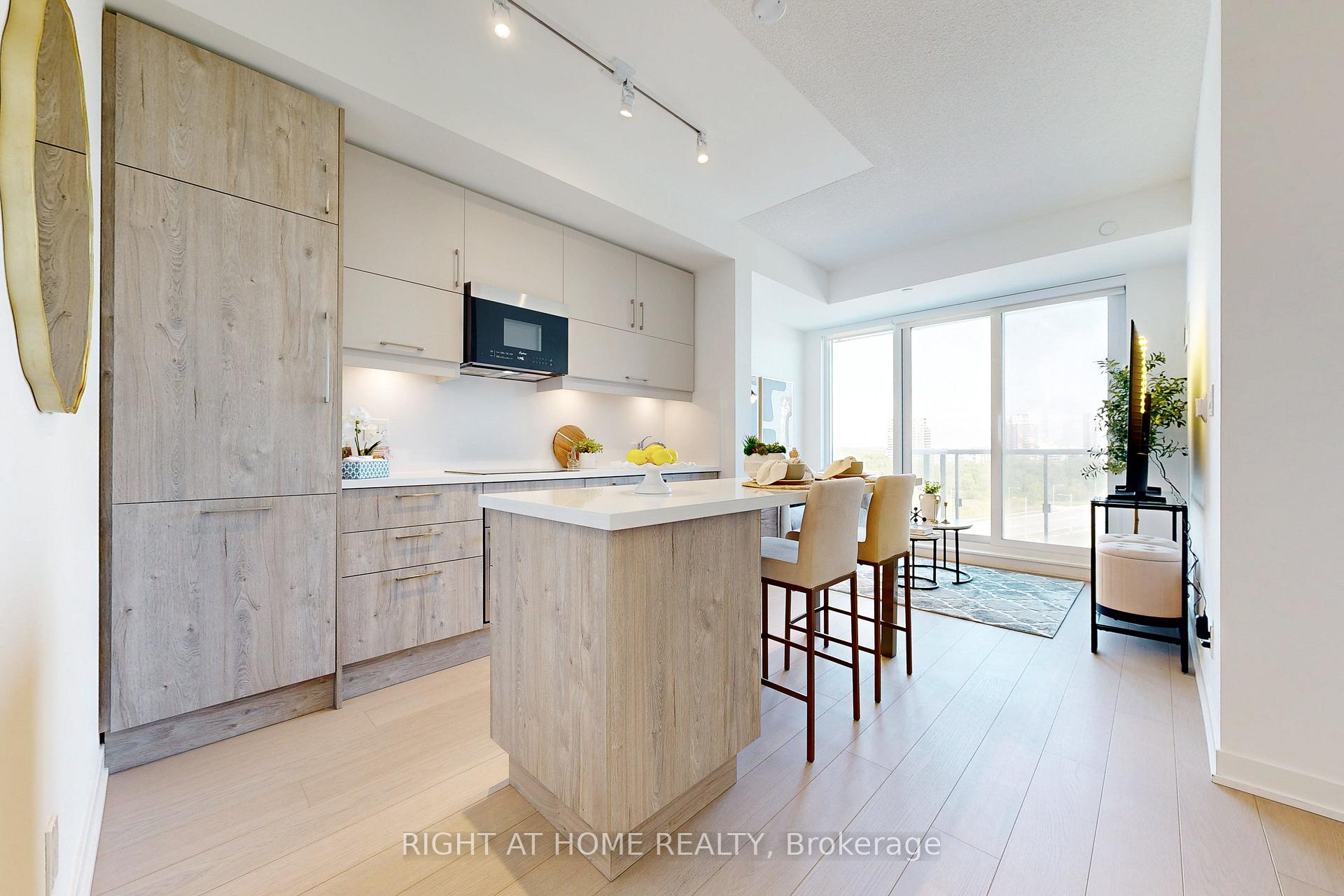 Photo 3 of Unit B807, 292 Verdale Crossing, Markham, Unionville — HOMEH