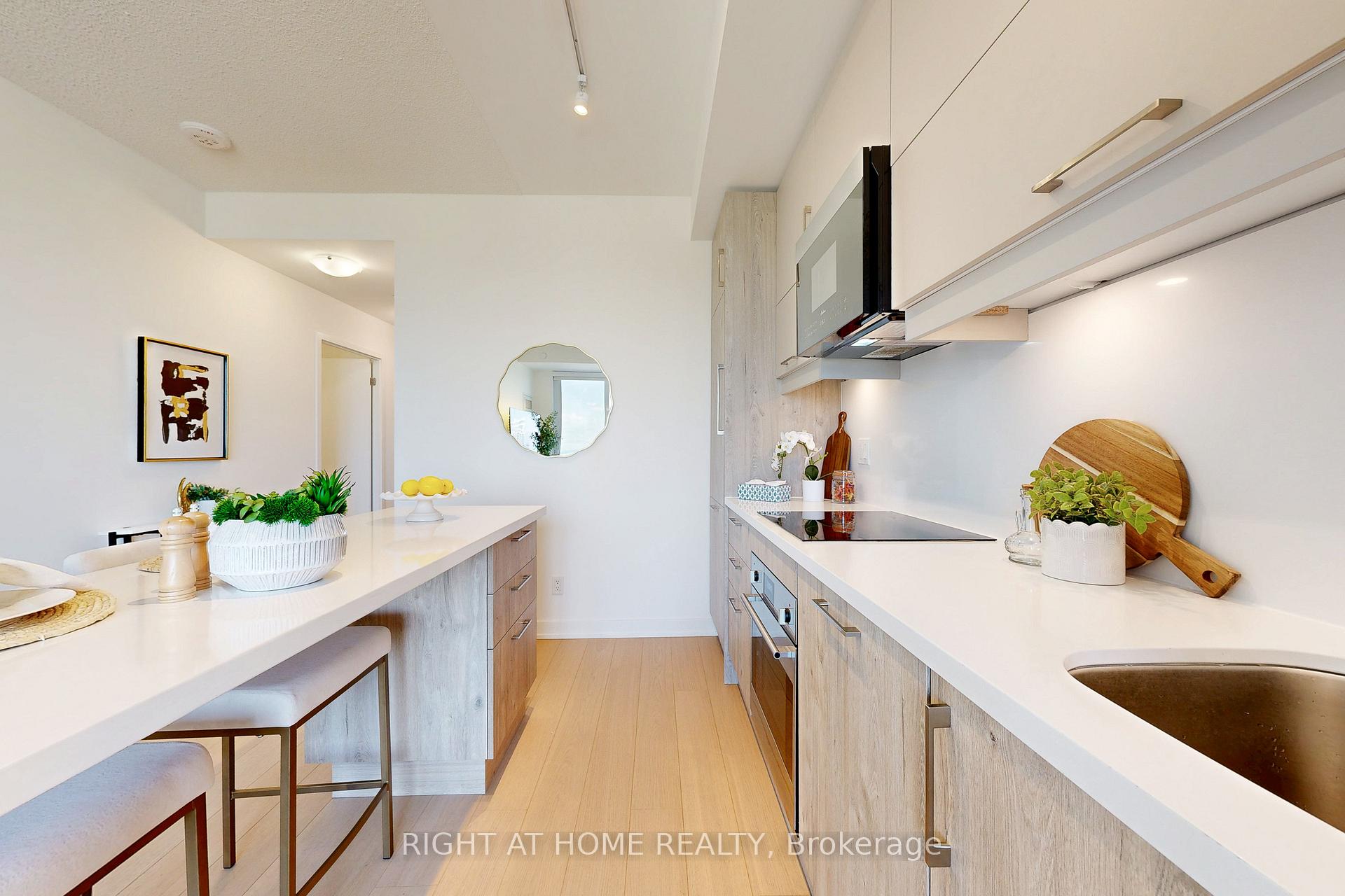 Photo 9 of Unit B807, 292 Verdale Crossing, Markham, Unionville — HOMEH