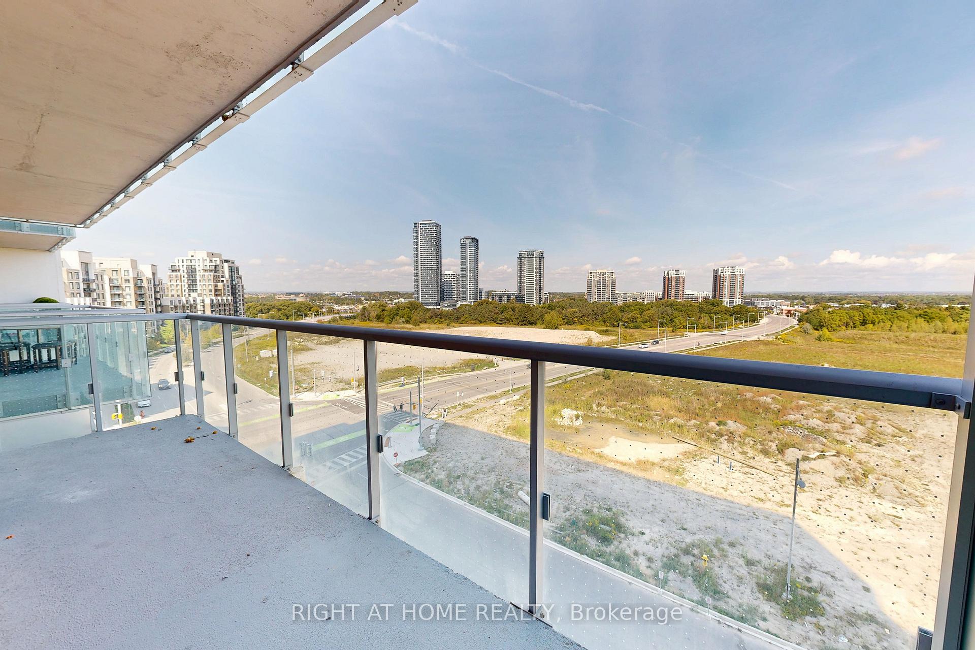 Photo 6 of Unit B807, 292 Verdale Crossing, Markham, Unionville — HOMEH