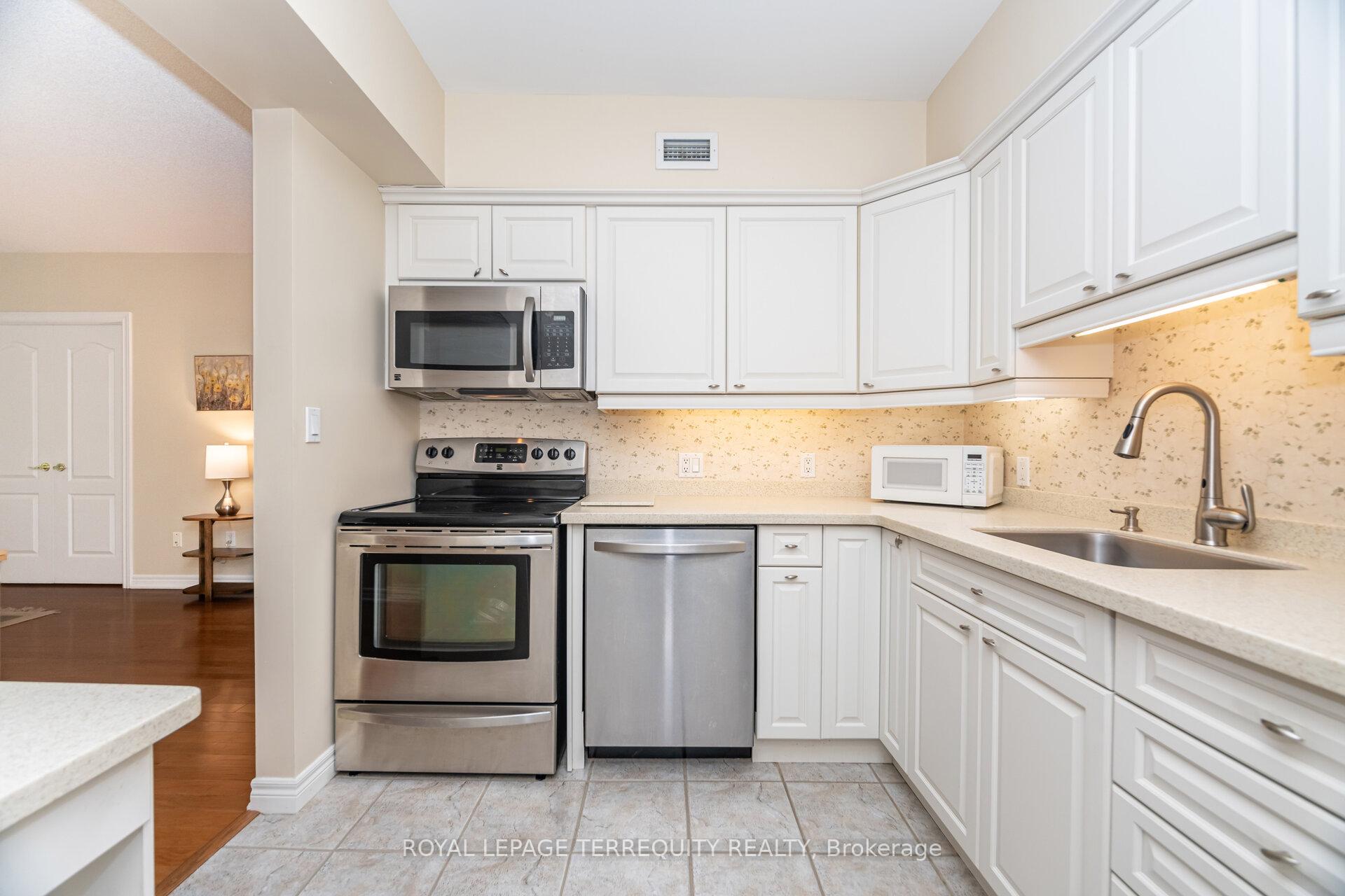 Photo 24 of Unit 204, 77 Governors Road, Hamilton, Dundas — HOMEH