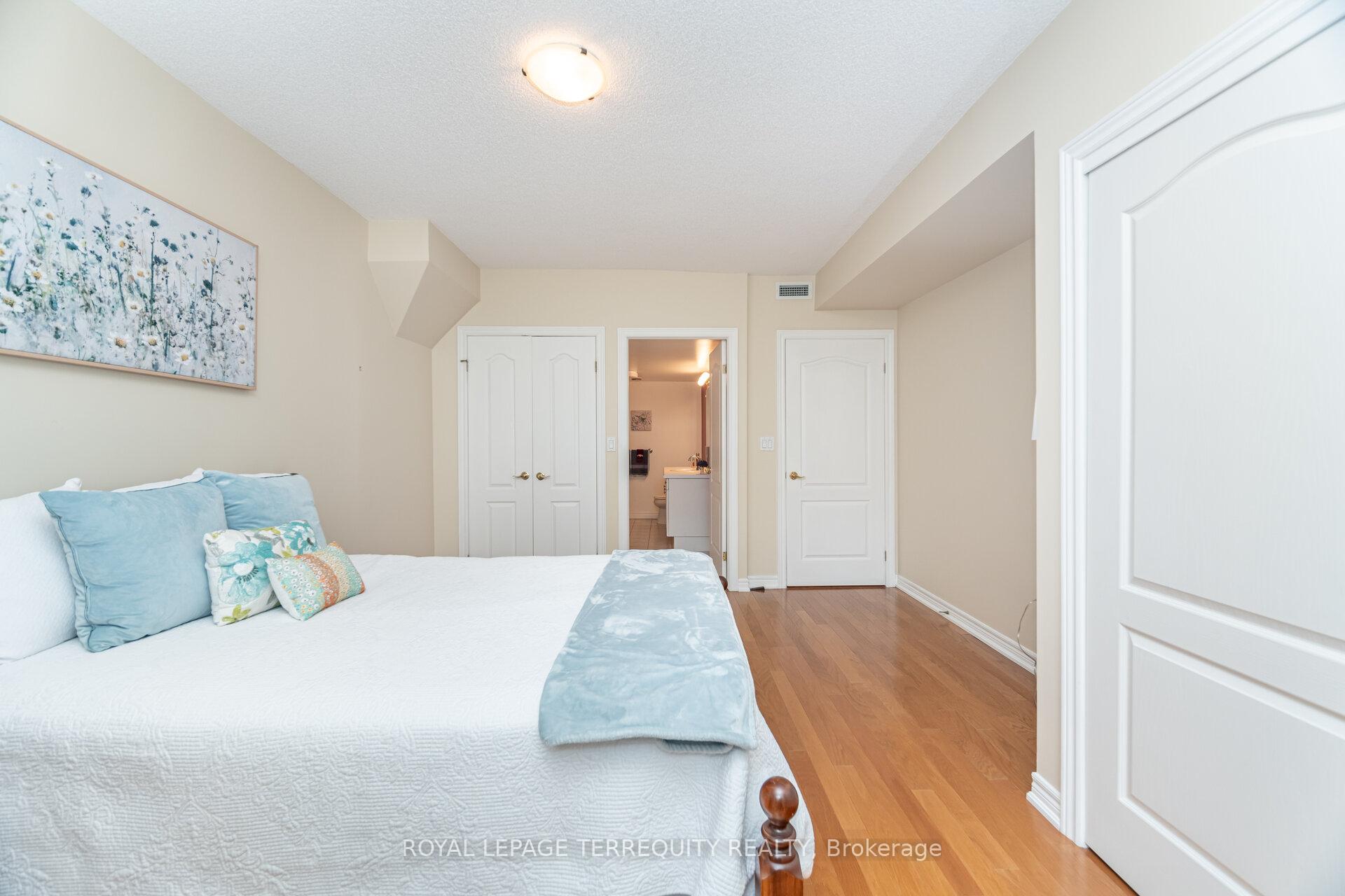 Photo 32 of Unit 204, 77 Governors Road, Hamilton, Dundas — HOMEH