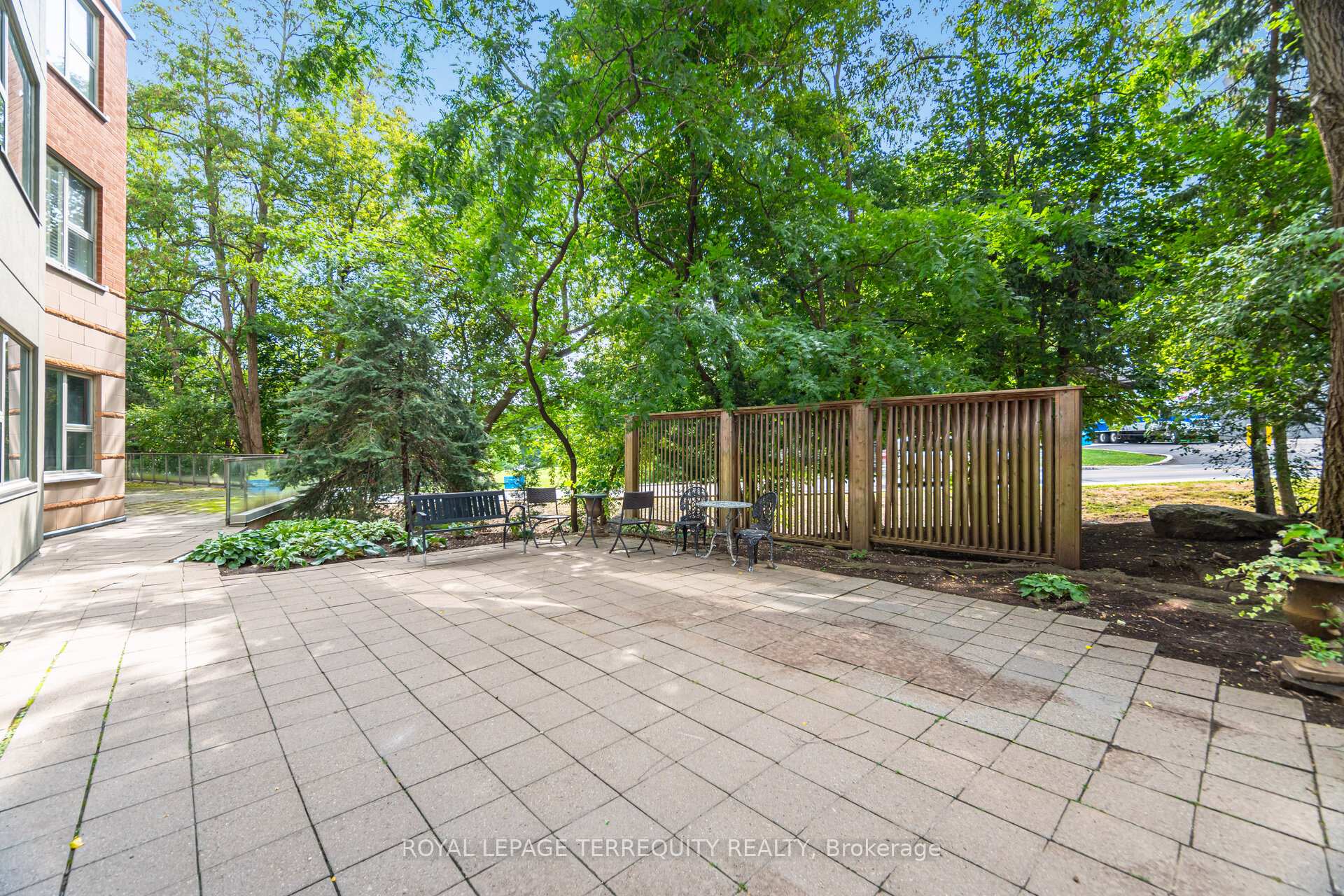 Photo 42 of Unit 204, 77 Governors Road, Hamilton, Dundas — HOMEH