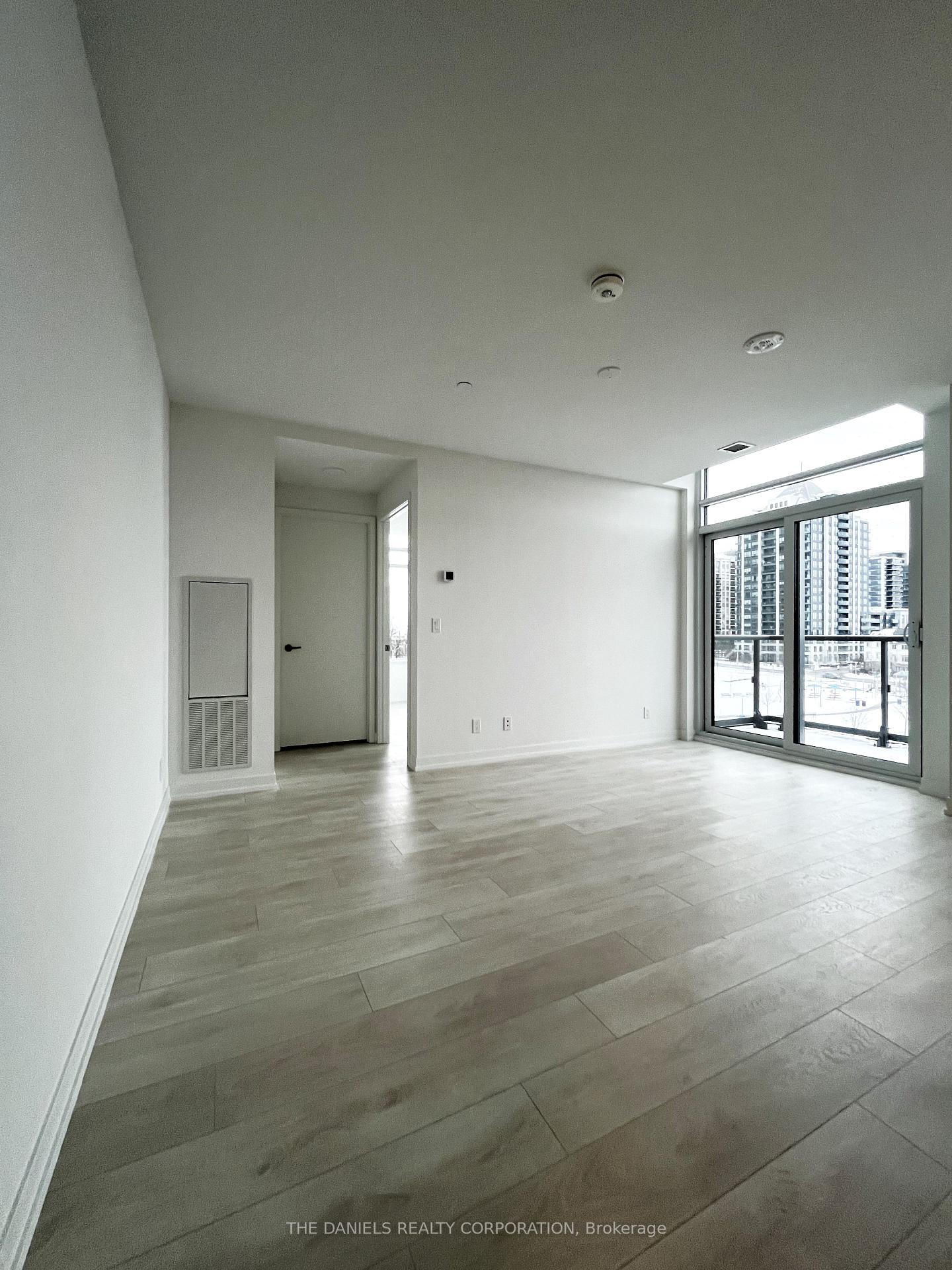 Photo 5 of Unit 524, 8 Beverley Glen Boulevard, Vaughan, Beverley Glen — HOMEH