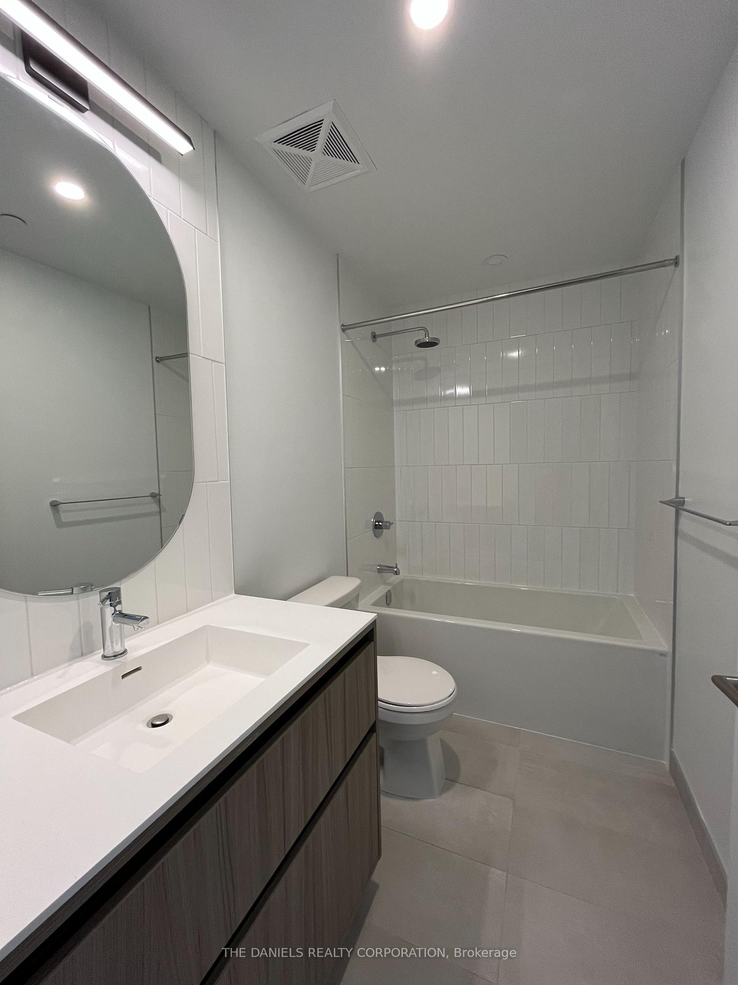 Photo 13 of Unit 524, 8 Beverley Glen Boulevard, Vaughan, Beverley Glen — HOMEH