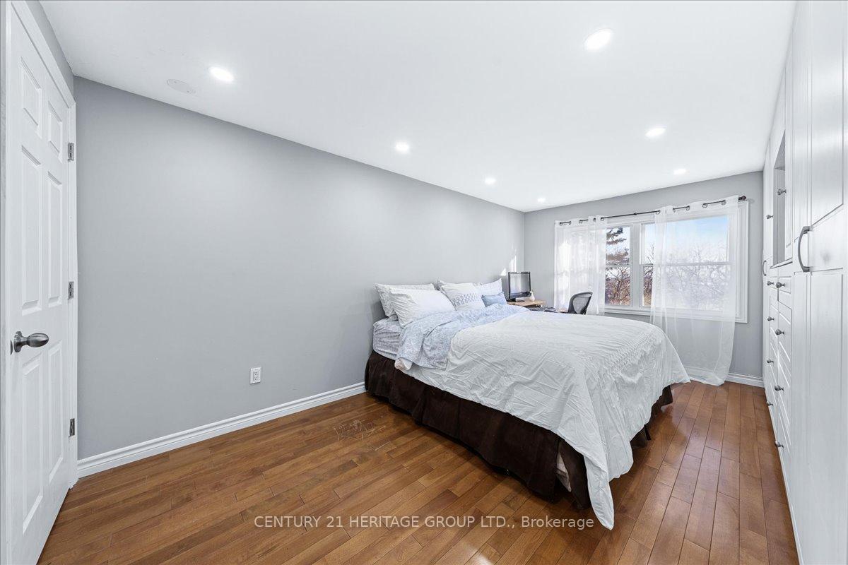 Photo 14 of Unit 45, 318 Simonston Boulevard, Markham, German Mills — HOMEH