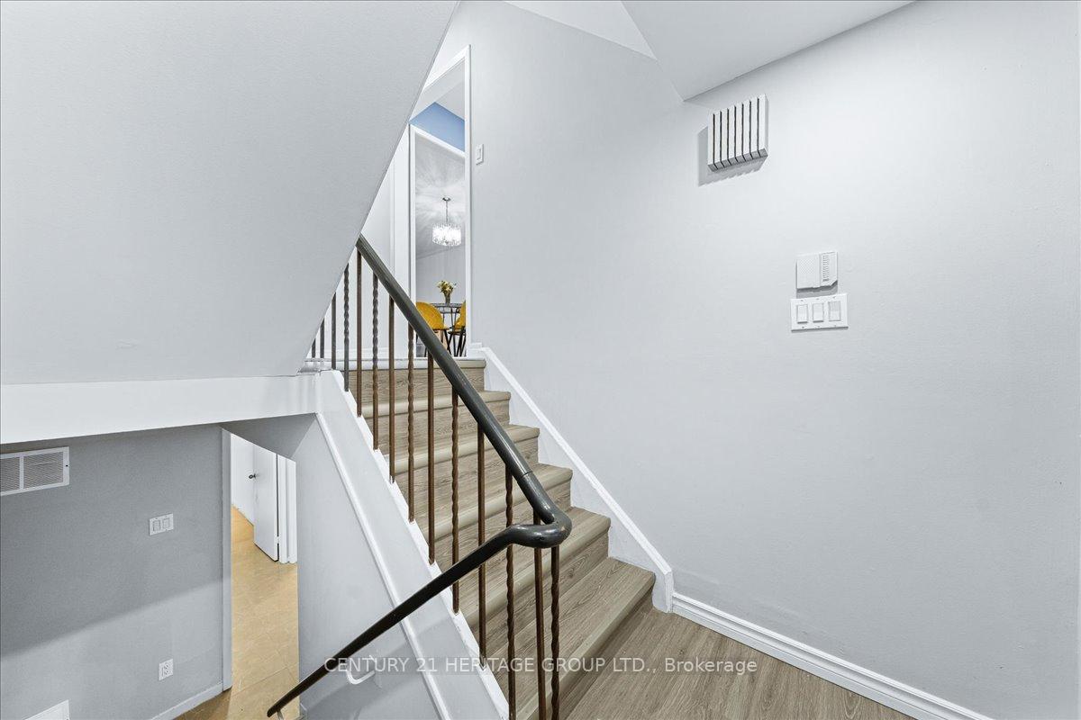 Photo 17 of Unit 45, 318 Simonston Boulevard, Markham, German Mills — HOMEH