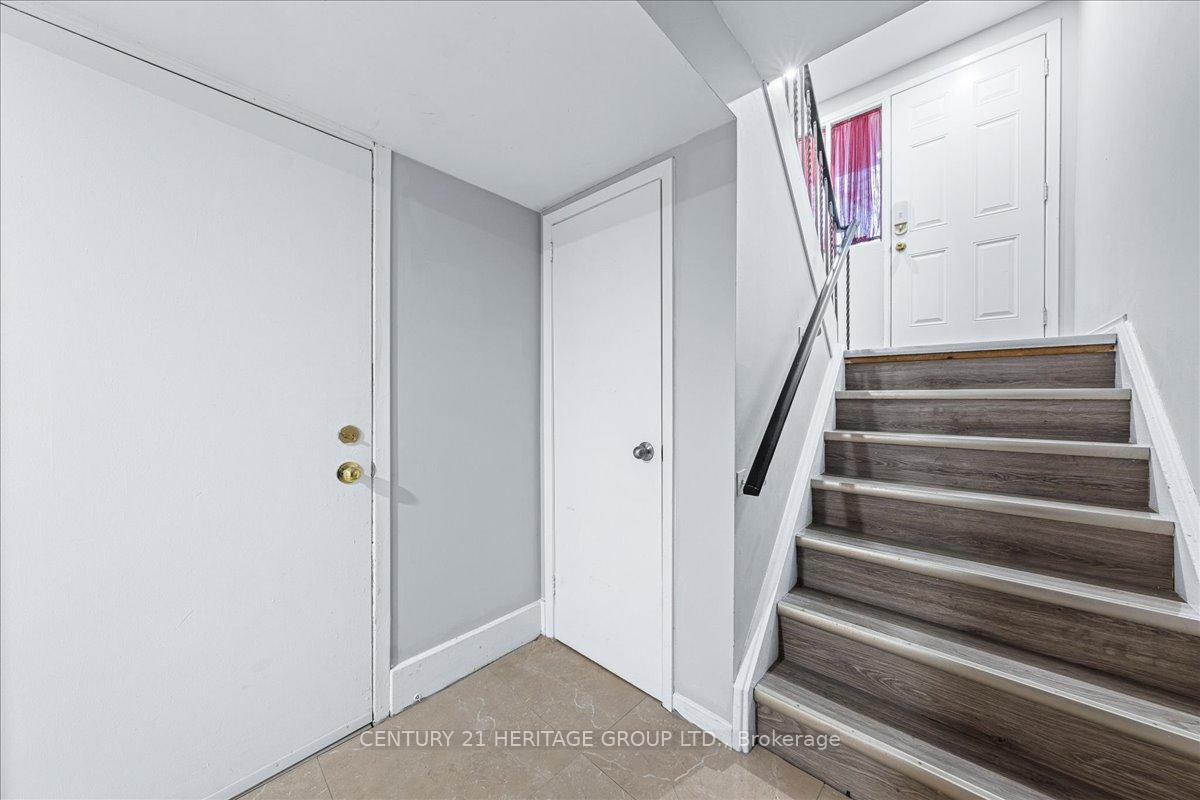 Photo 20 of Unit 45, 318 Simonston Boulevard, Markham, German Mills — HOMEH