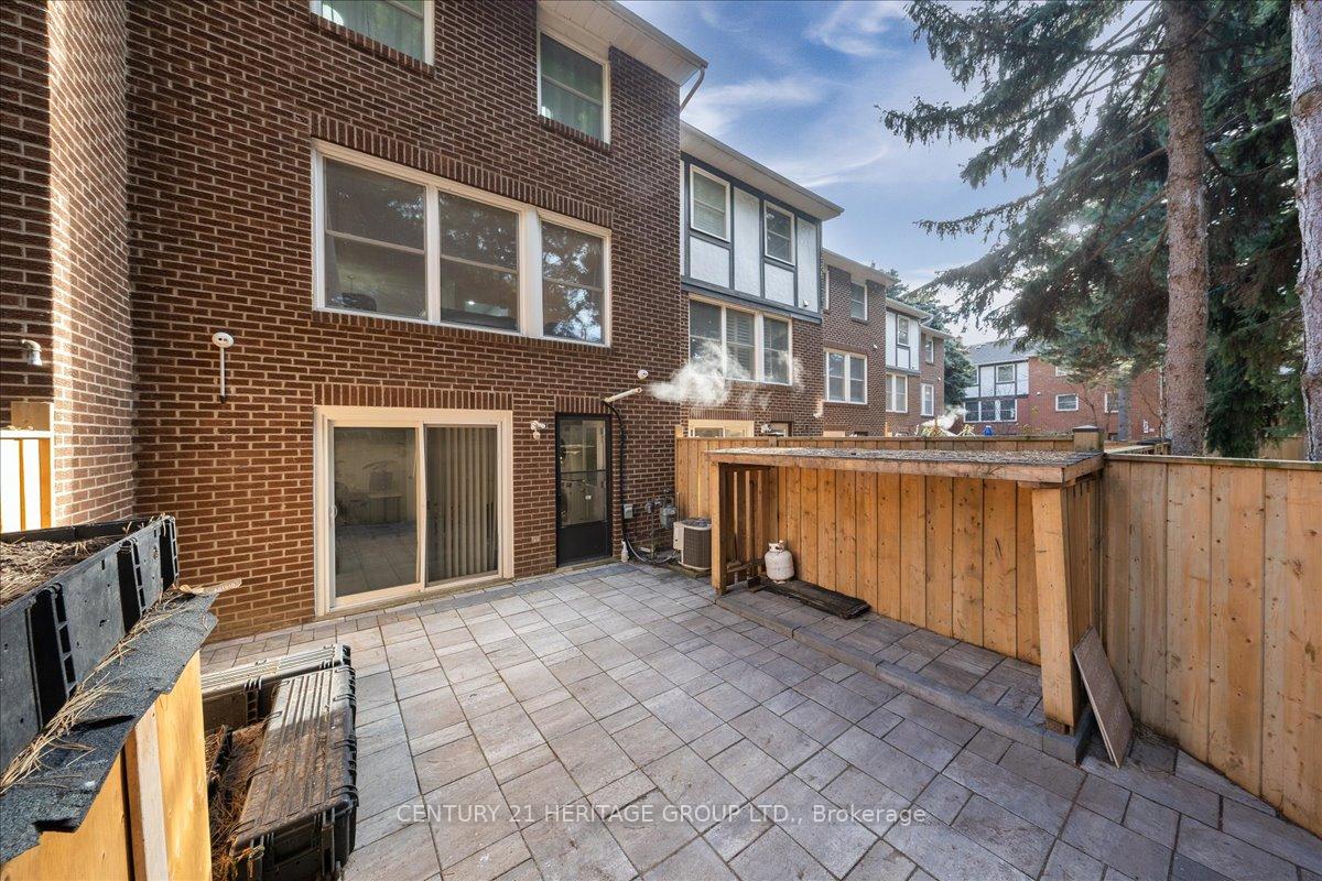 Photo 31 of Unit 45, 318 Simonston Boulevard, Markham, German Mills — HOMEH