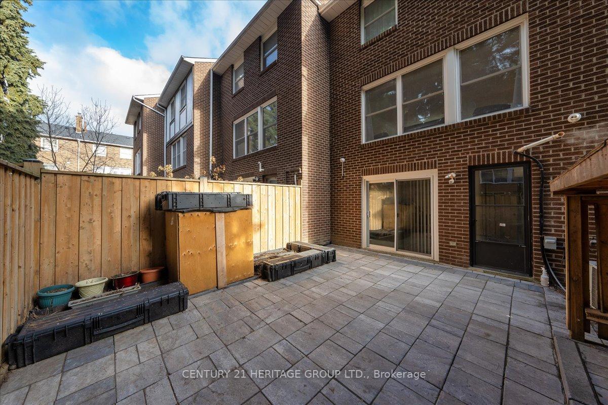 Photo 34 of Unit 45, 318 Simonston Boulevard, Markham, German Mills — HOMEH