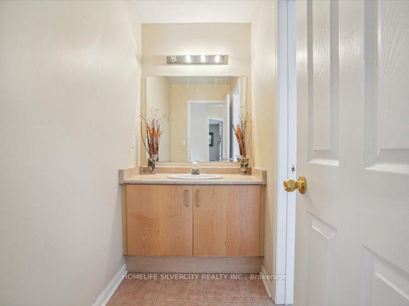 Photo 13 of Unit Main, 3 Tom Edwards Drive, Whitby, Rolling Acres — HOMEH