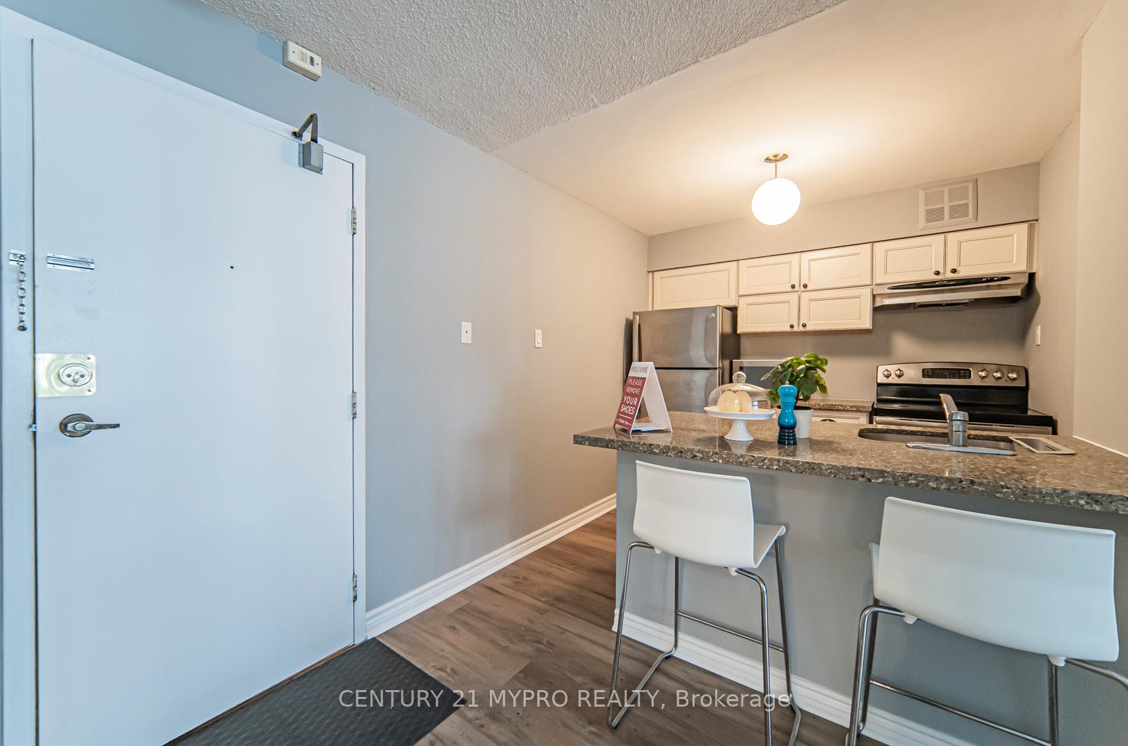 Photo 3 of Unit 810, 120 St. Patrick Street, Toronto, Kensington-Chinatown — HOMEH