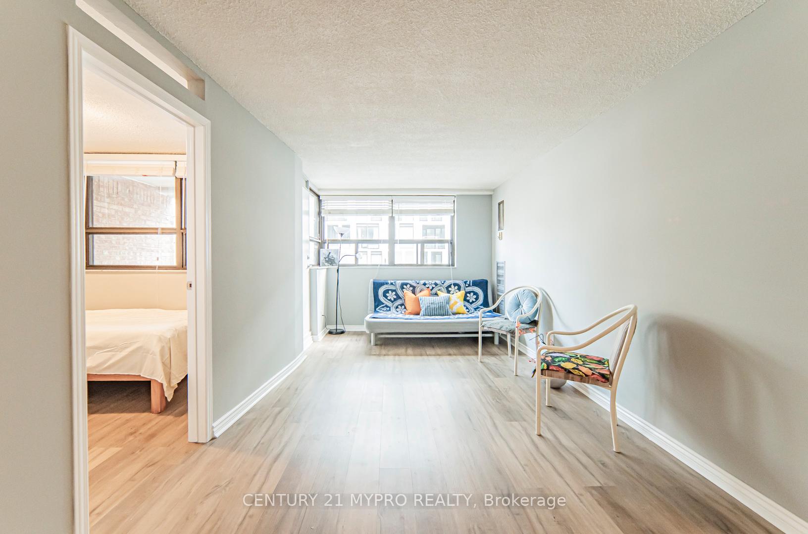 Photo 8 of Unit 810, 120 St. Patrick Street, Toronto, Kensington-Chinatown — HOMEH