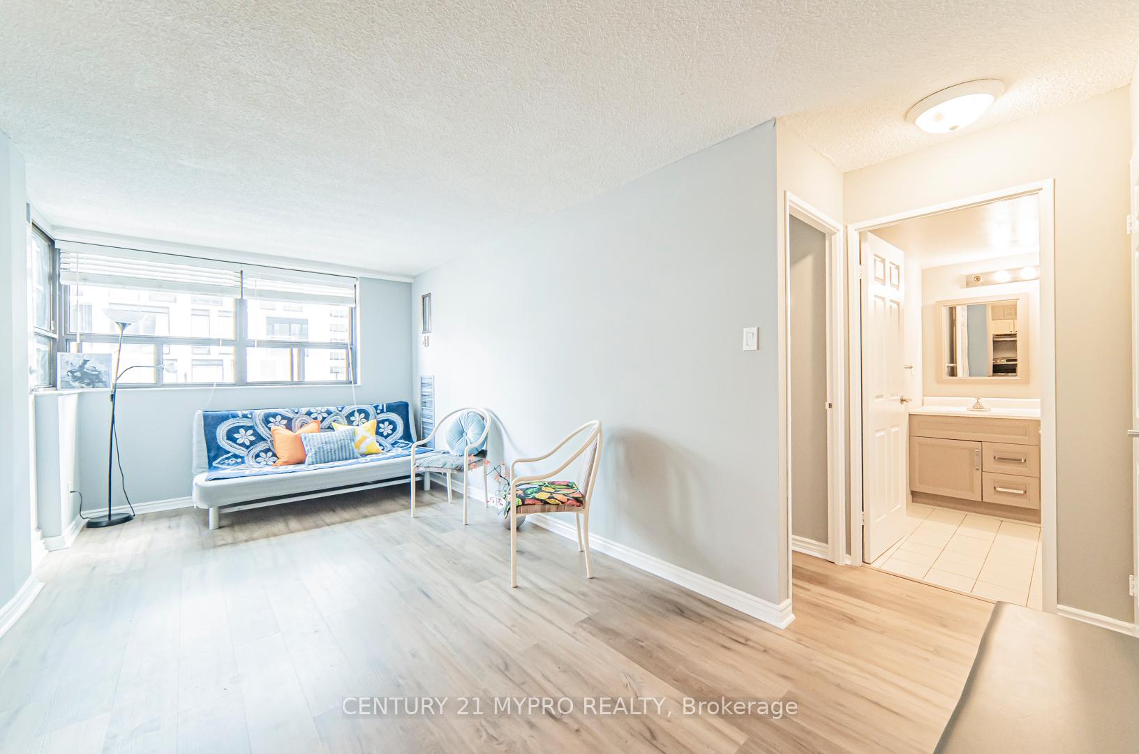 Photo 7 of Unit 810, 120 St. Patrick Street, Toronto, Kensington-Chinatown — HOMEH