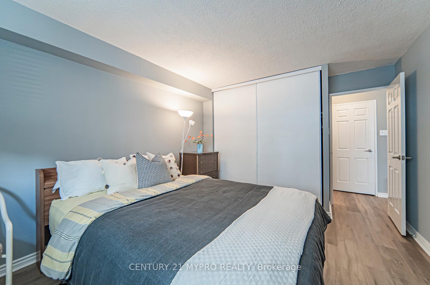 Photo 13 of Unit 810, 120 St. Patrick Street, Toronto, Kensington-Chinatown — HOMEH