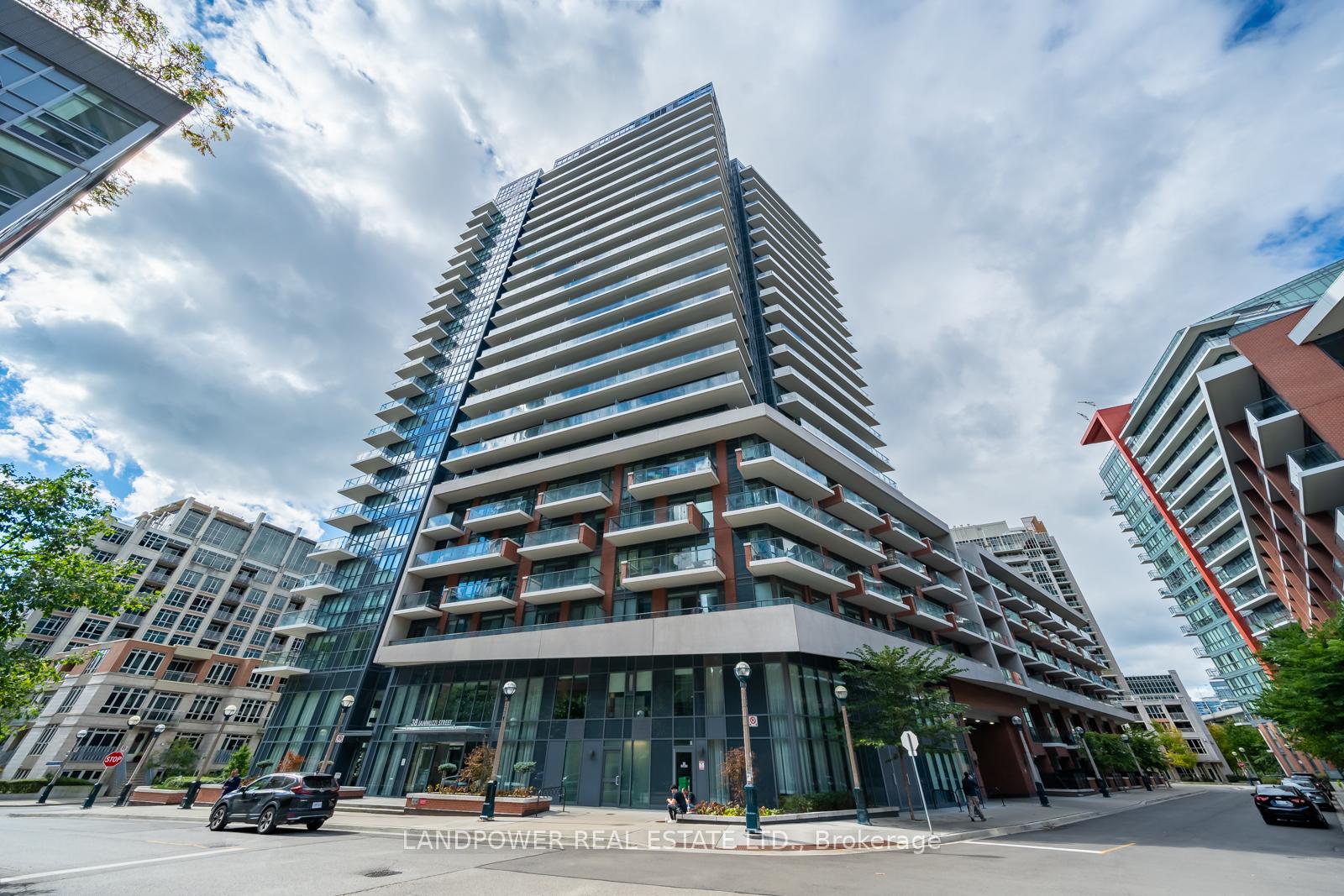 Front of Unit 641, 38 Iannuzzi Street
