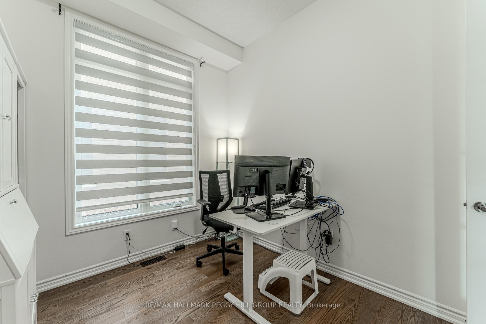 Photo 10 of 258 Madelaine Drive, Barrie, Rural Barrie Southeast — HOMEH