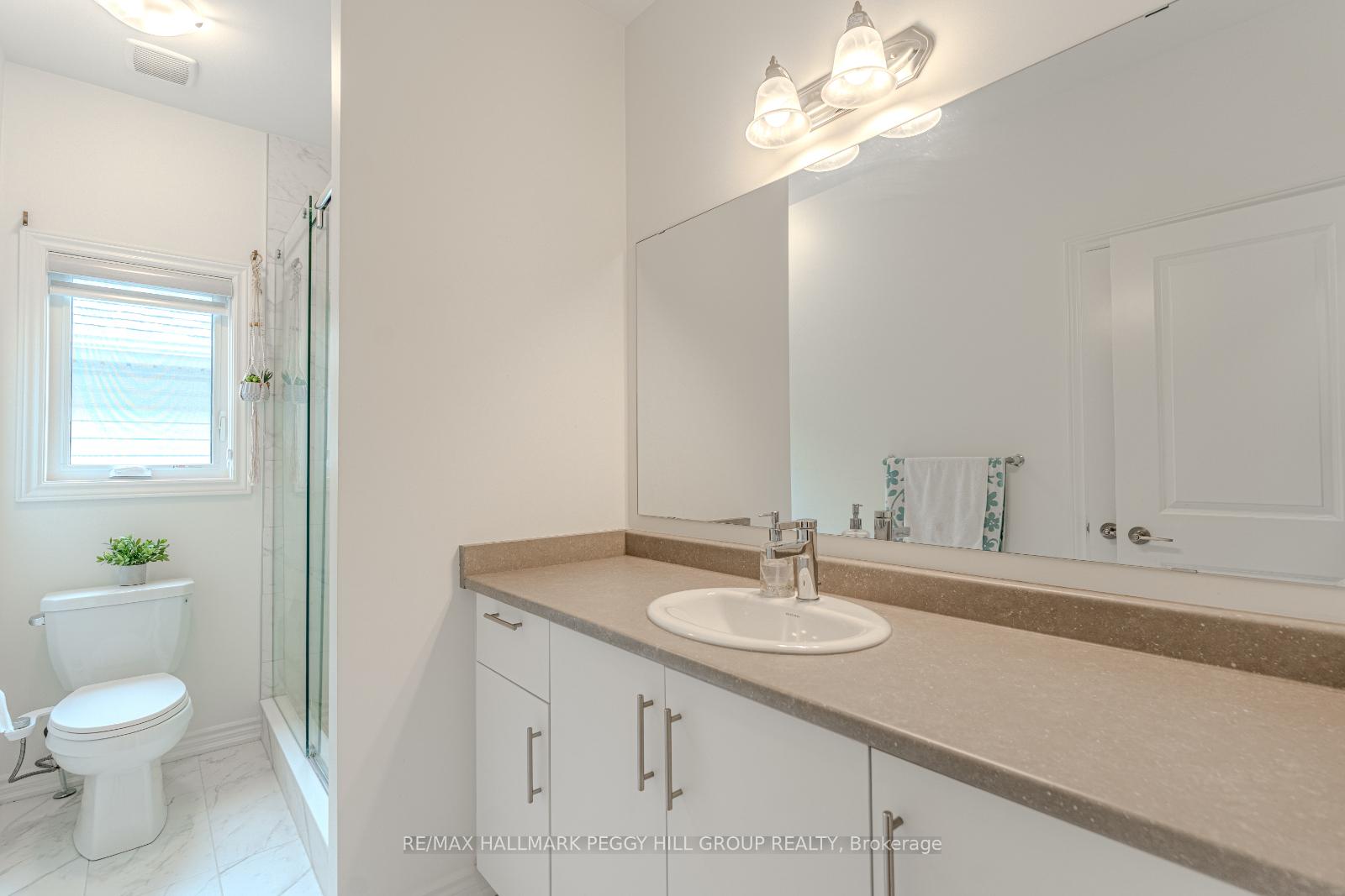 Photo 21 of 258 Madelaine Drive, Barrie, Rural Barrie Southeast — HOMEH