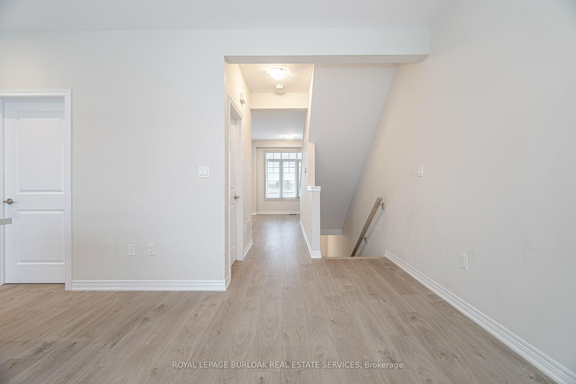 Photo 5 of Unit 9, 288 Glover Road, Hamilton, Fruitland — HOMEH