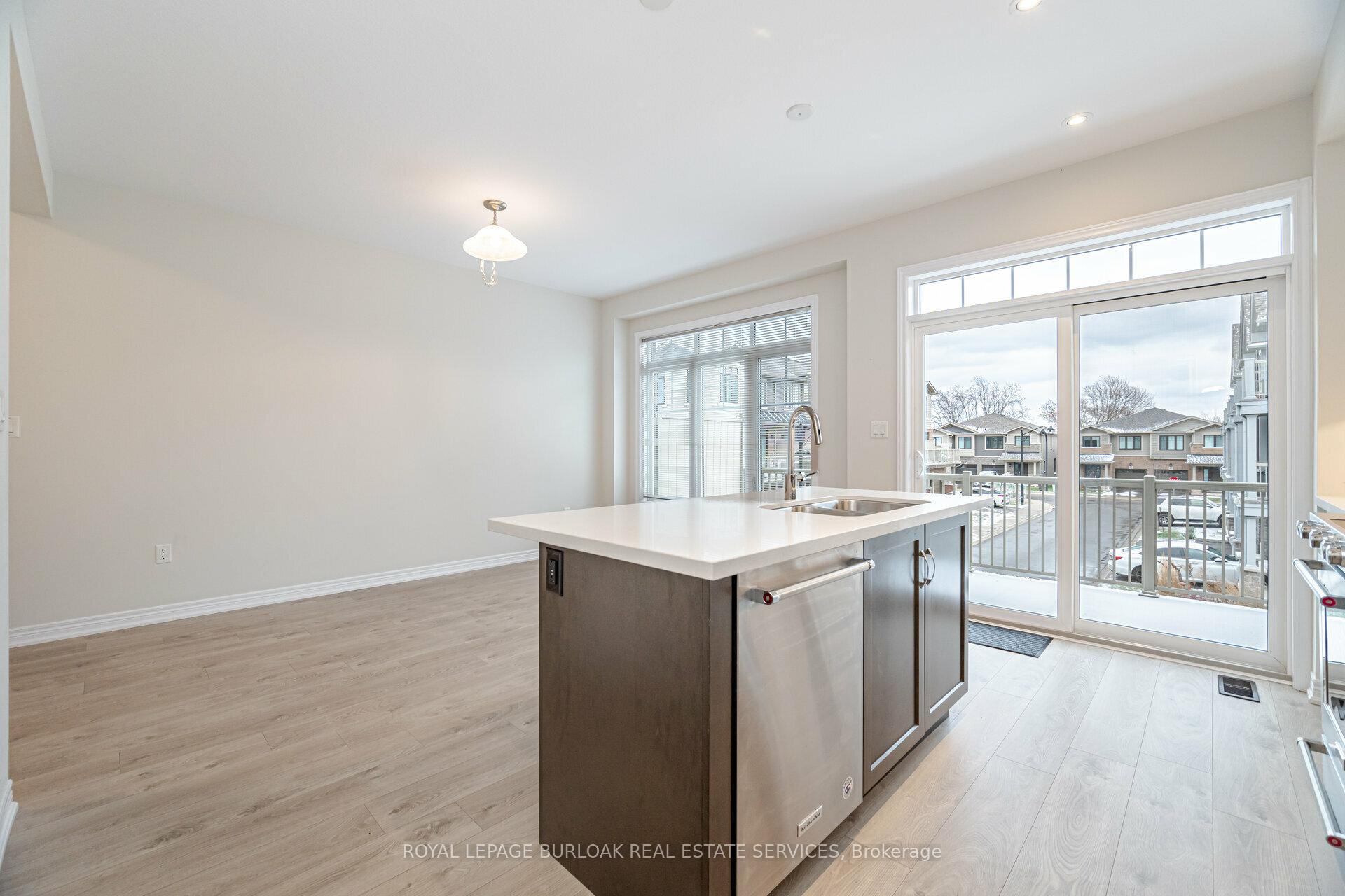 Photo 18 of Unit 9, 288 Glover Road, Hamilton, Fruitland — HOMEH