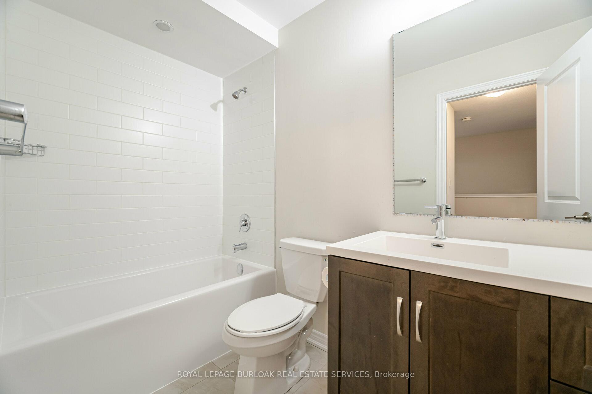 Photo 35 of Unit 9, 288 Glover Road, Hamilton, Fruitland — HOMEH