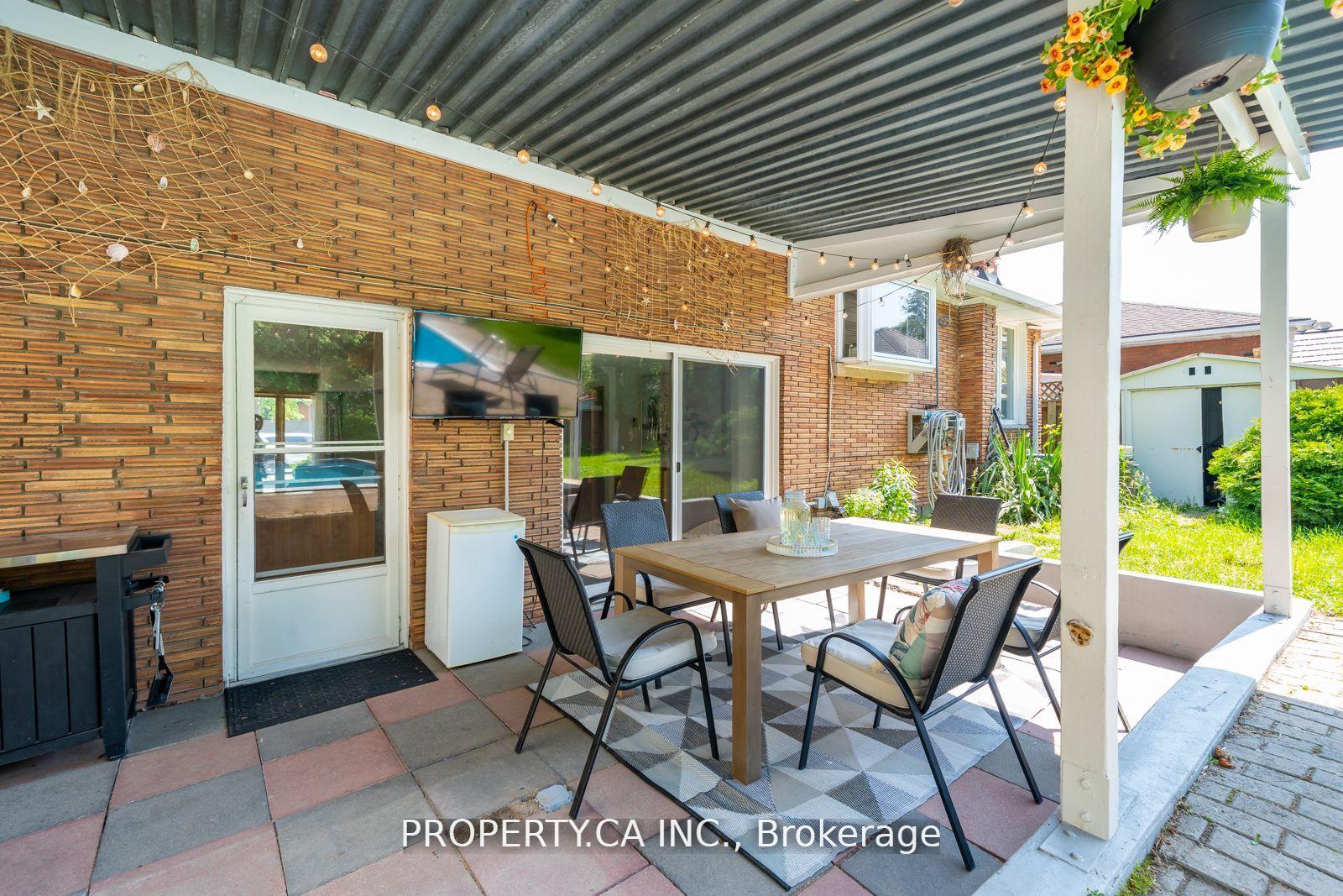 Photo 3 of Unit Upper, 108 Delmar Drive, Hamilton, Buchanan — HOMEH
