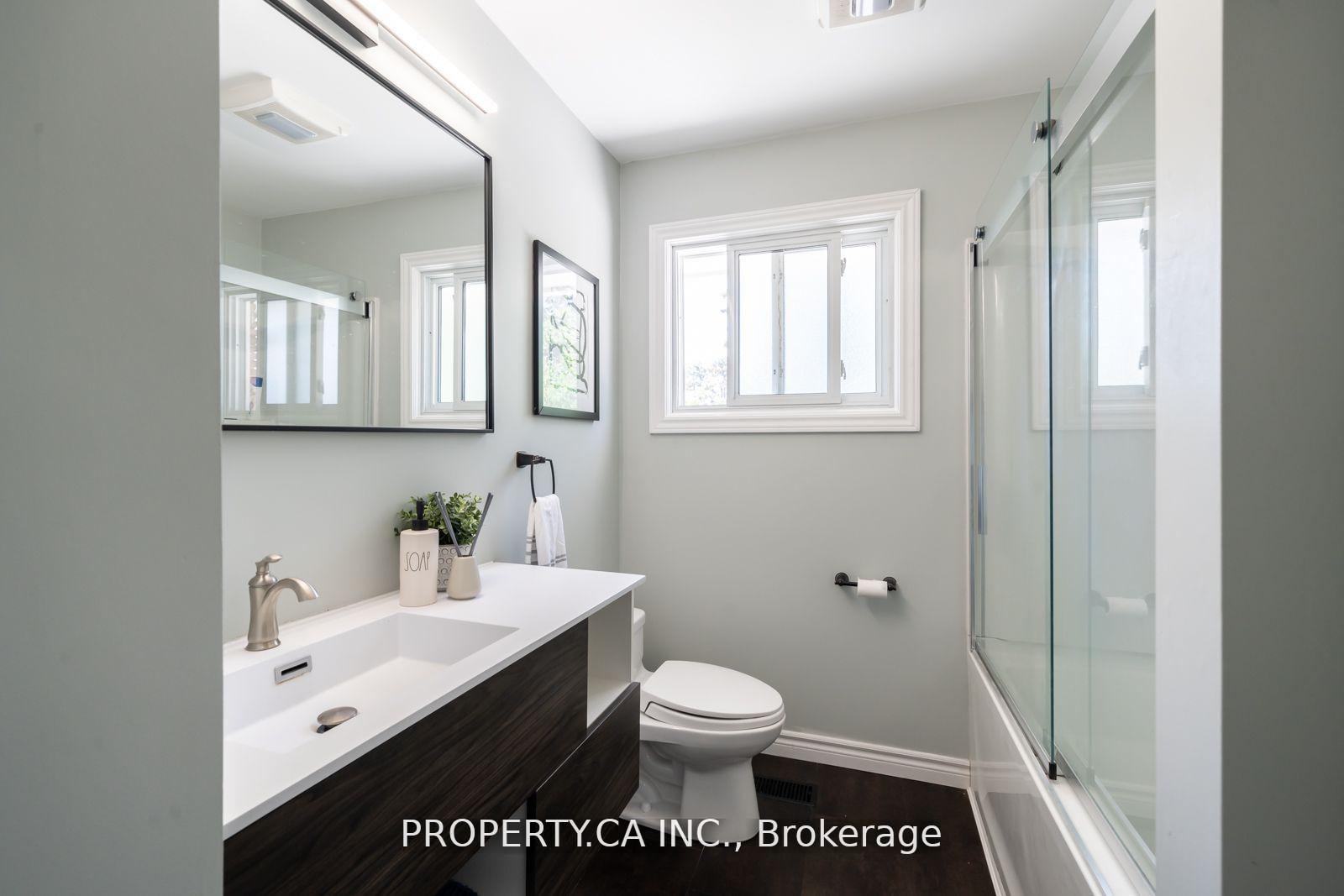 Photo 24 of Unit Upper, 108 Delmar Drive, Hamilton, Buchanan — HOMEH