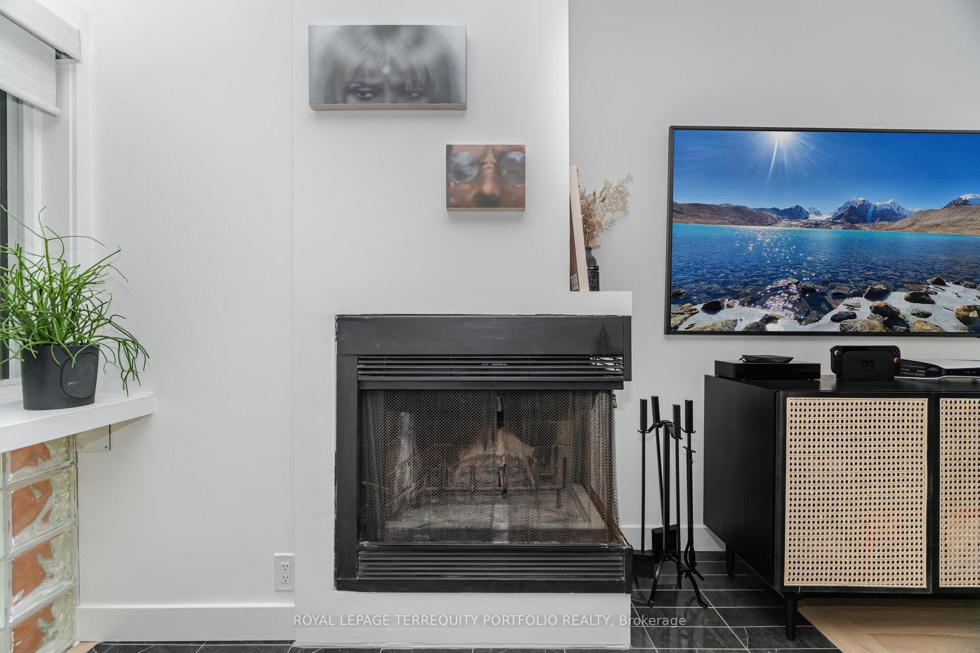 Photo 23 of Unit 201, 34 Claremont Street, Toronto, Trinity-Bellwoods — HOMEH