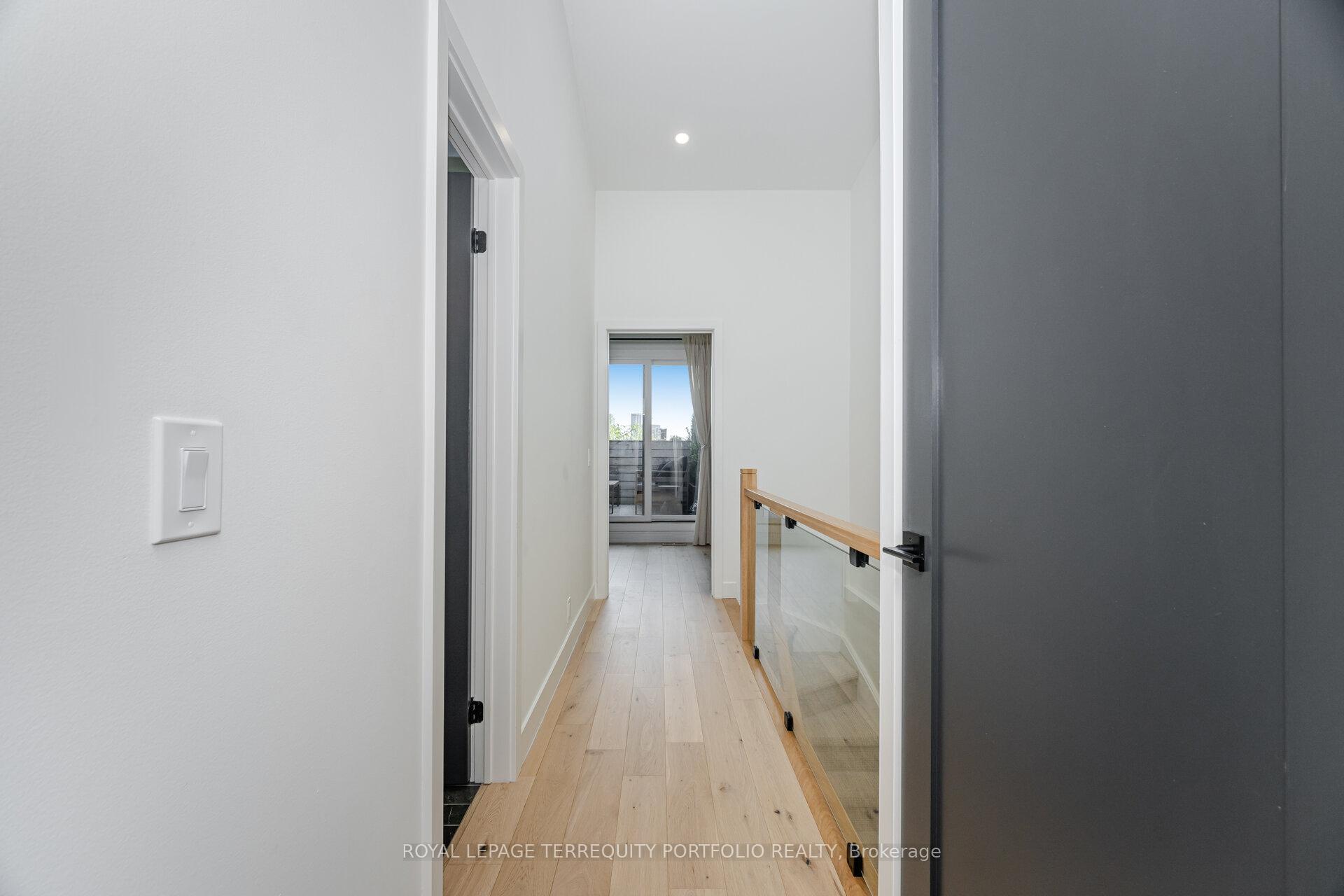 Photo 5 of Unit 201, 34 Claremont Street, Toronto, Trinity-Bellwoods — HOMEH