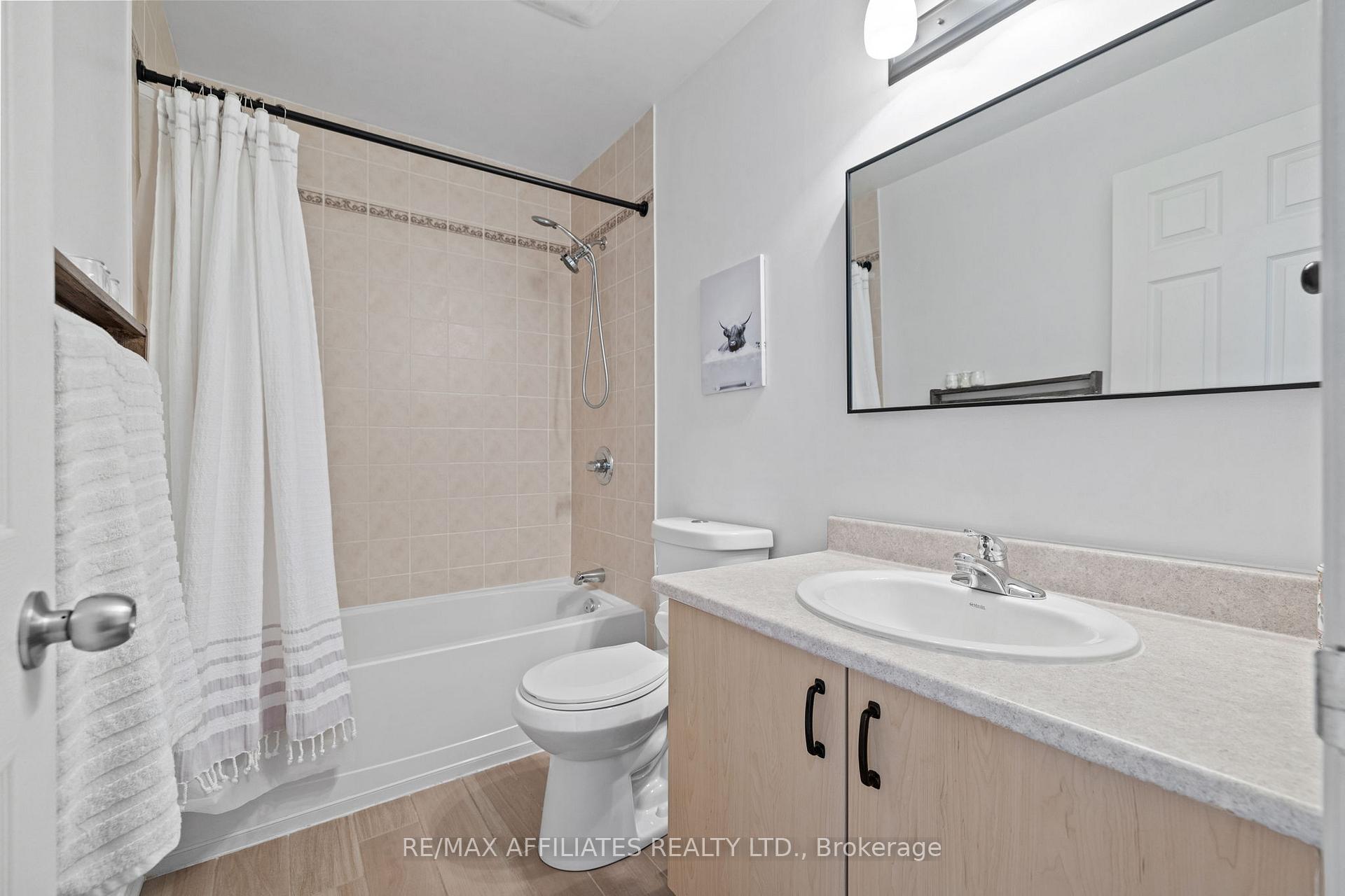 Photo 17 of 352 Copperfield Crescent, Ottawa, Barrhaven - Cedargrove/Fraserdale — HOMEH