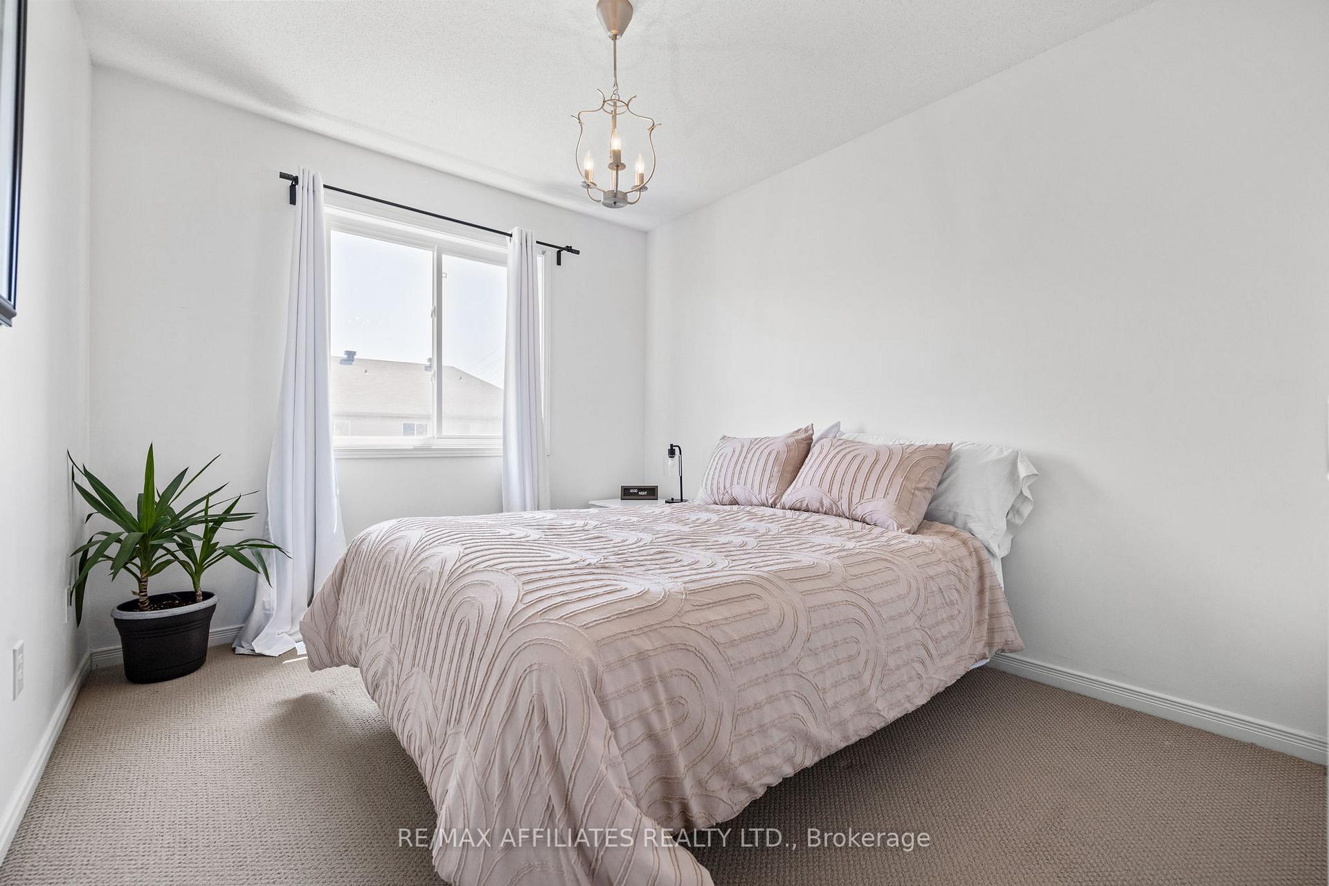 Photo 18 of 352 Copperfield Crescent, Ottawa, Barrhaven - Cedargrove/Fraserdale — HOMEH