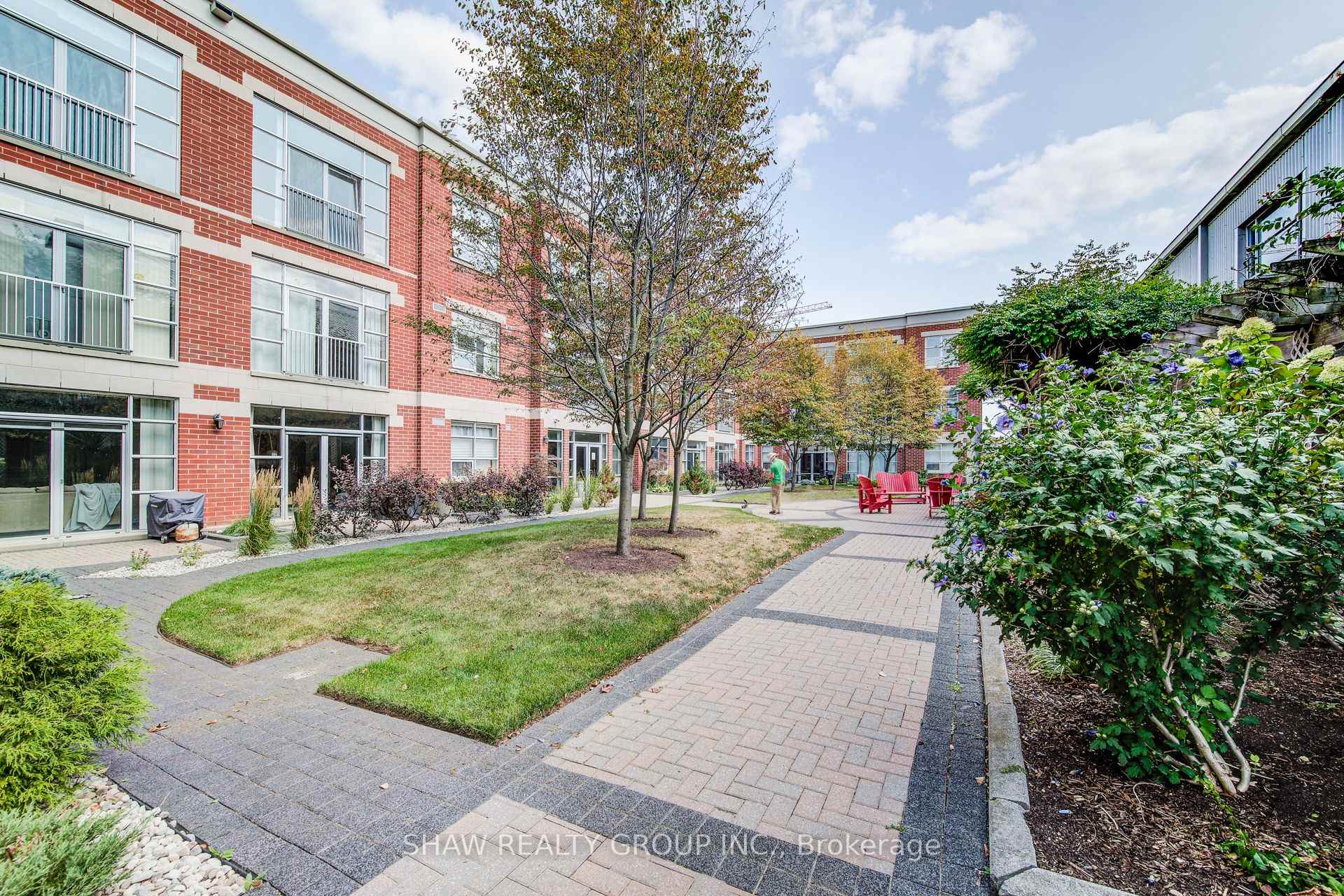 Photo 33 of Unit 110, 165 Duke Street E, Kitchener — HOMEH
