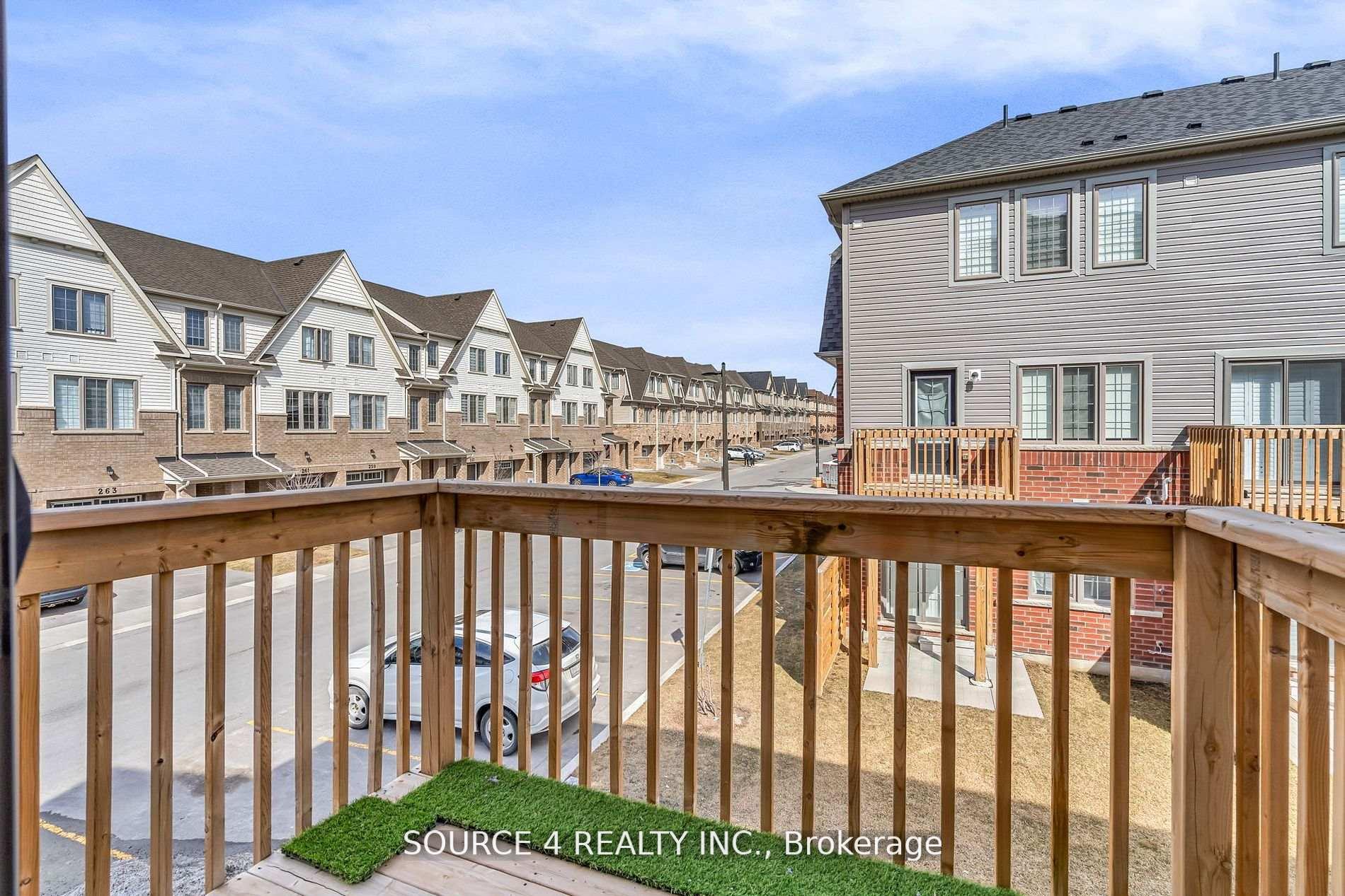 Photo 32 of Unit 107, 2563 Larida Path, Oshawa, Windfields — HOMEH