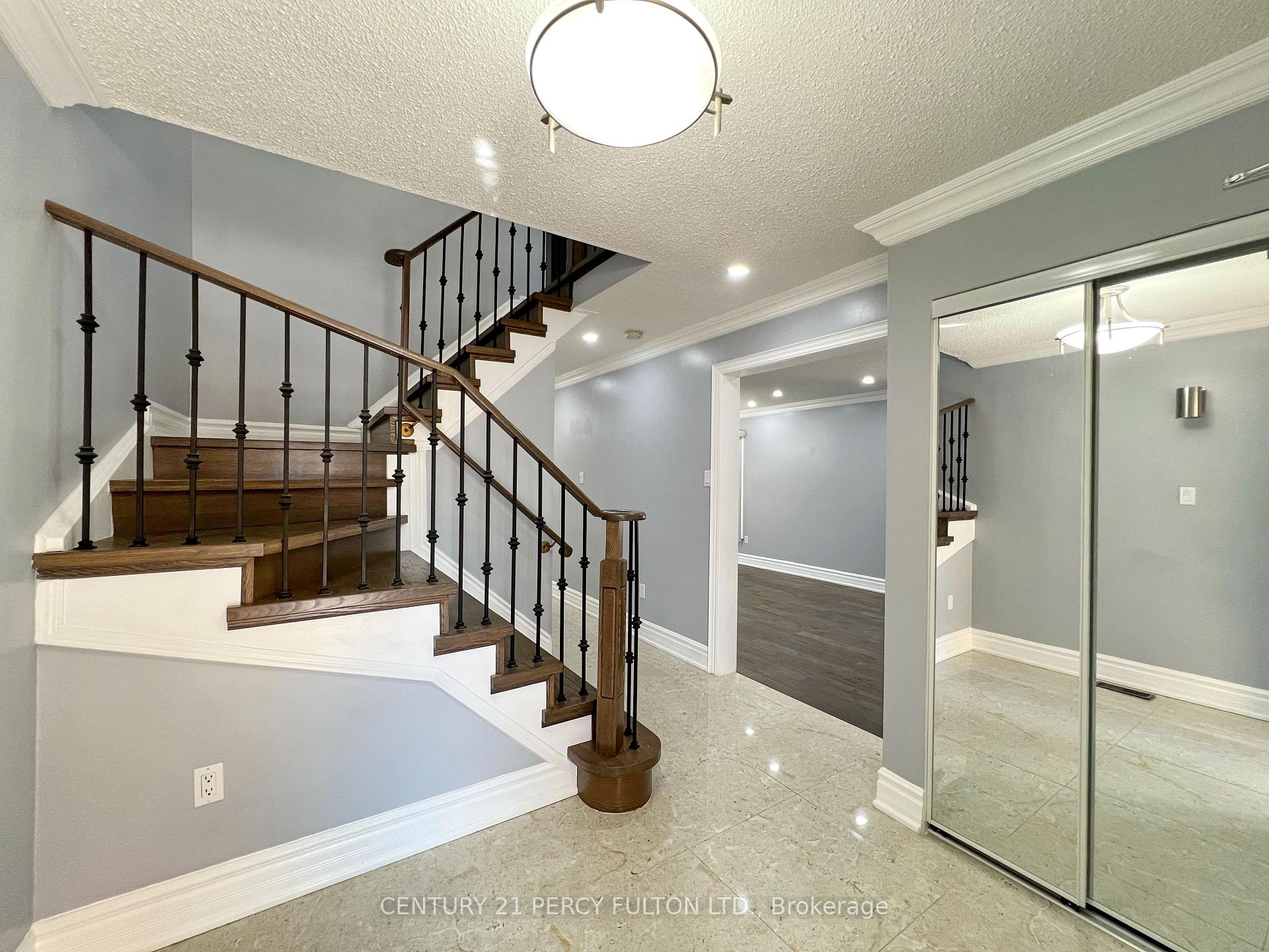 Photo 26 of Unit Upper, 63 Mindy Crescent, Markham, Middlefield — HOMEH