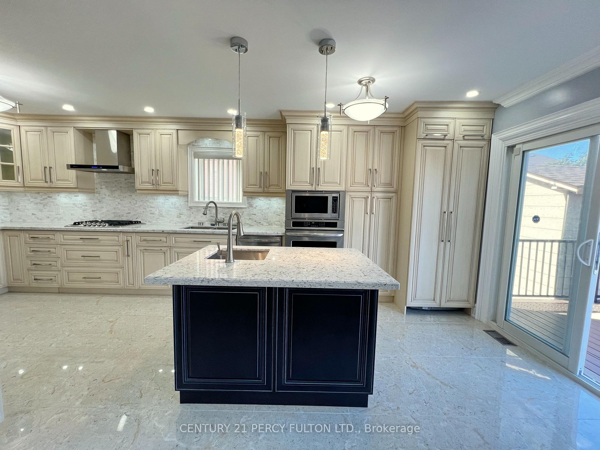 Photo 13 of Unit Upper, 63 Mindy Crescent, Markham, Middlefield — HOMEH