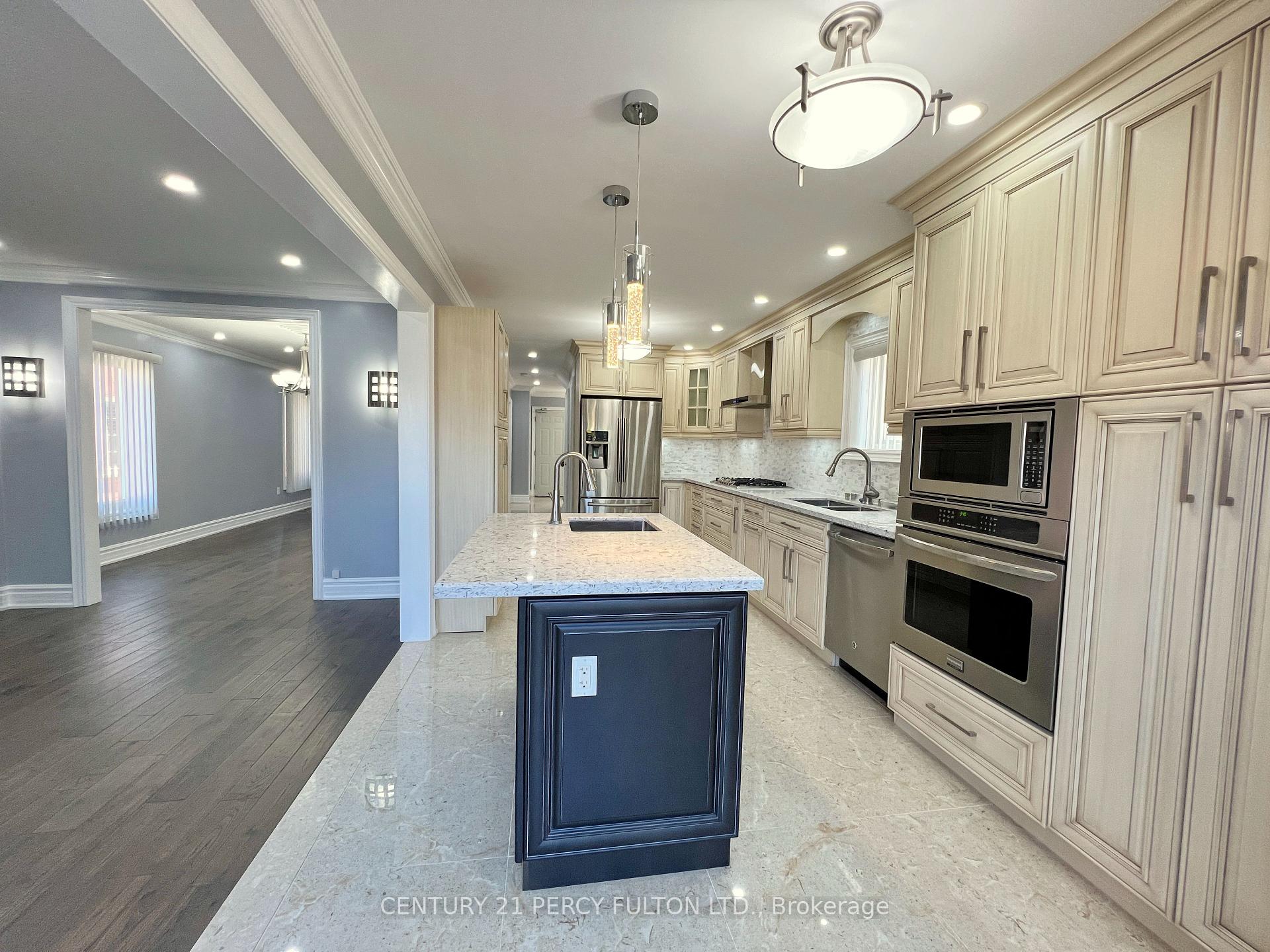 Photo 15 of Unit Upper, 63 Mindy Crescent, Markham, Middlefield — HOMEH