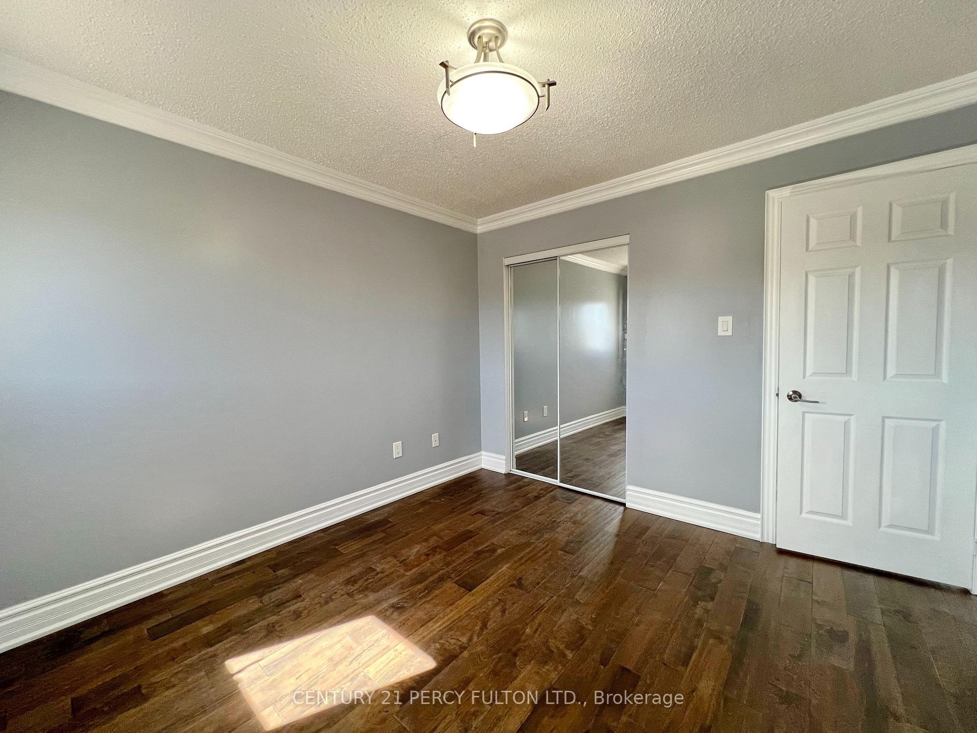 Photo 8 of Unit Upper, 63 Mindy Crescent, Markham, Middlefield — HOMEH