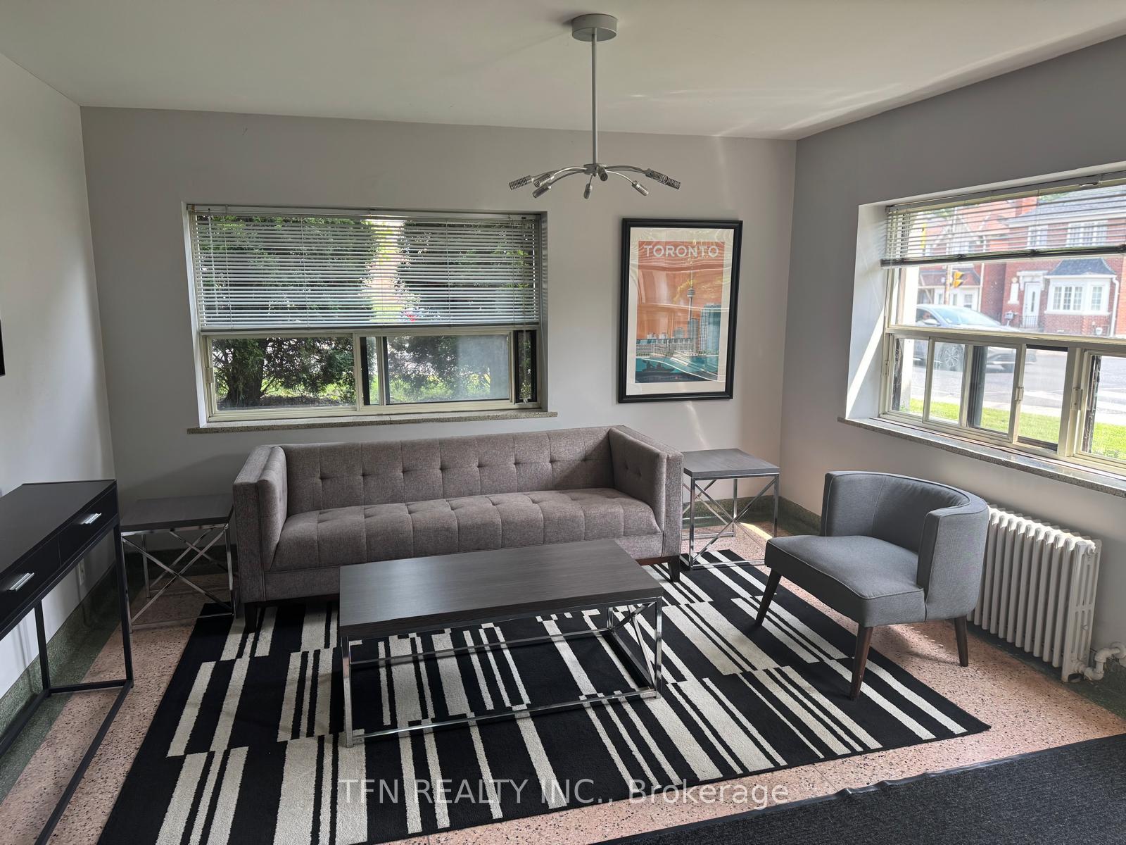 Photo 4 of Unit 102, 1112 Avenue Road, Toronto, Lawrence Park South — HOMEH