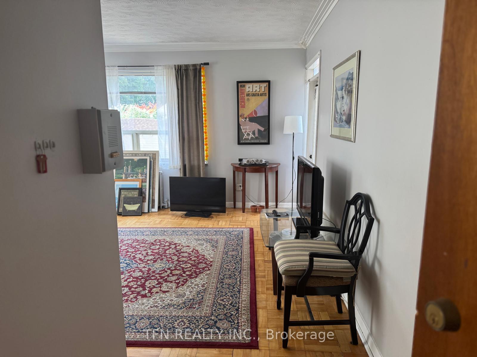 Photo 8 of Unit 102, 1112 Avenue Road, Toronto, Lawrence Park South — HOMEH