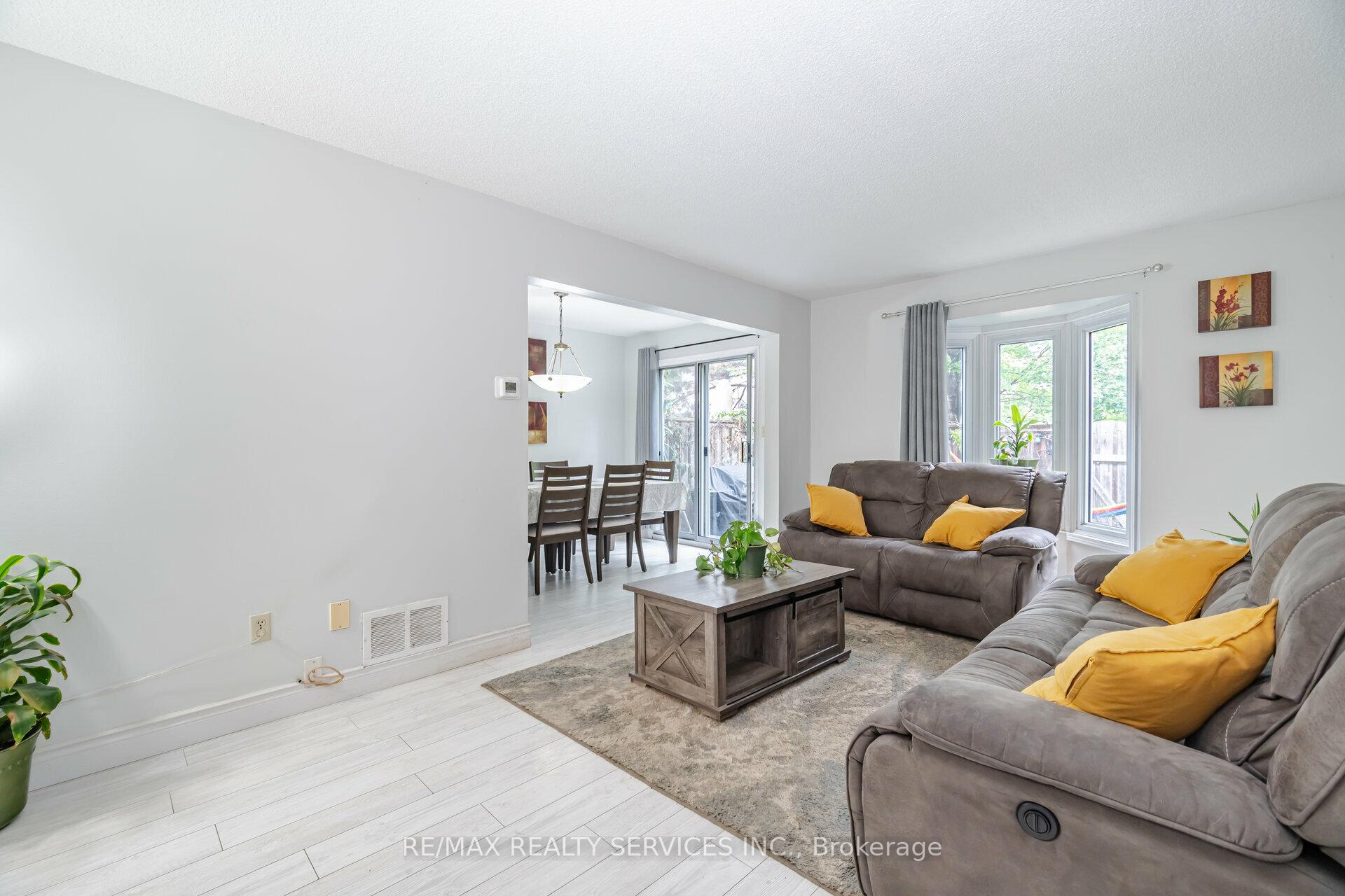 Photo 15 of Unit 28, 1675 Upper Gage Avenue, Hamilton, Broughton — HOMEH