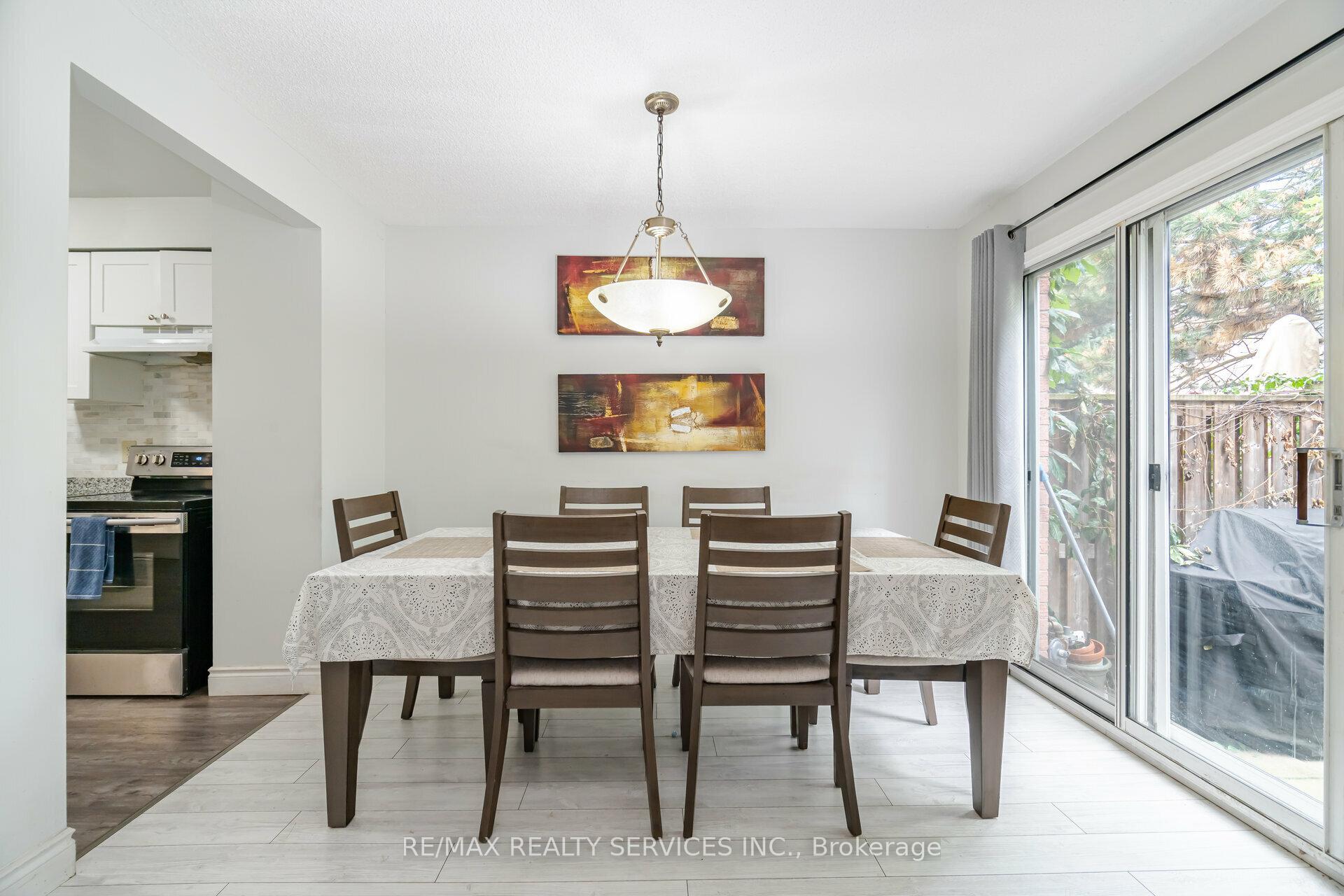 Photo 9 of Unit 28, 1675 Upper Gage Avenue, Hamilton, Broughton — HOMEH