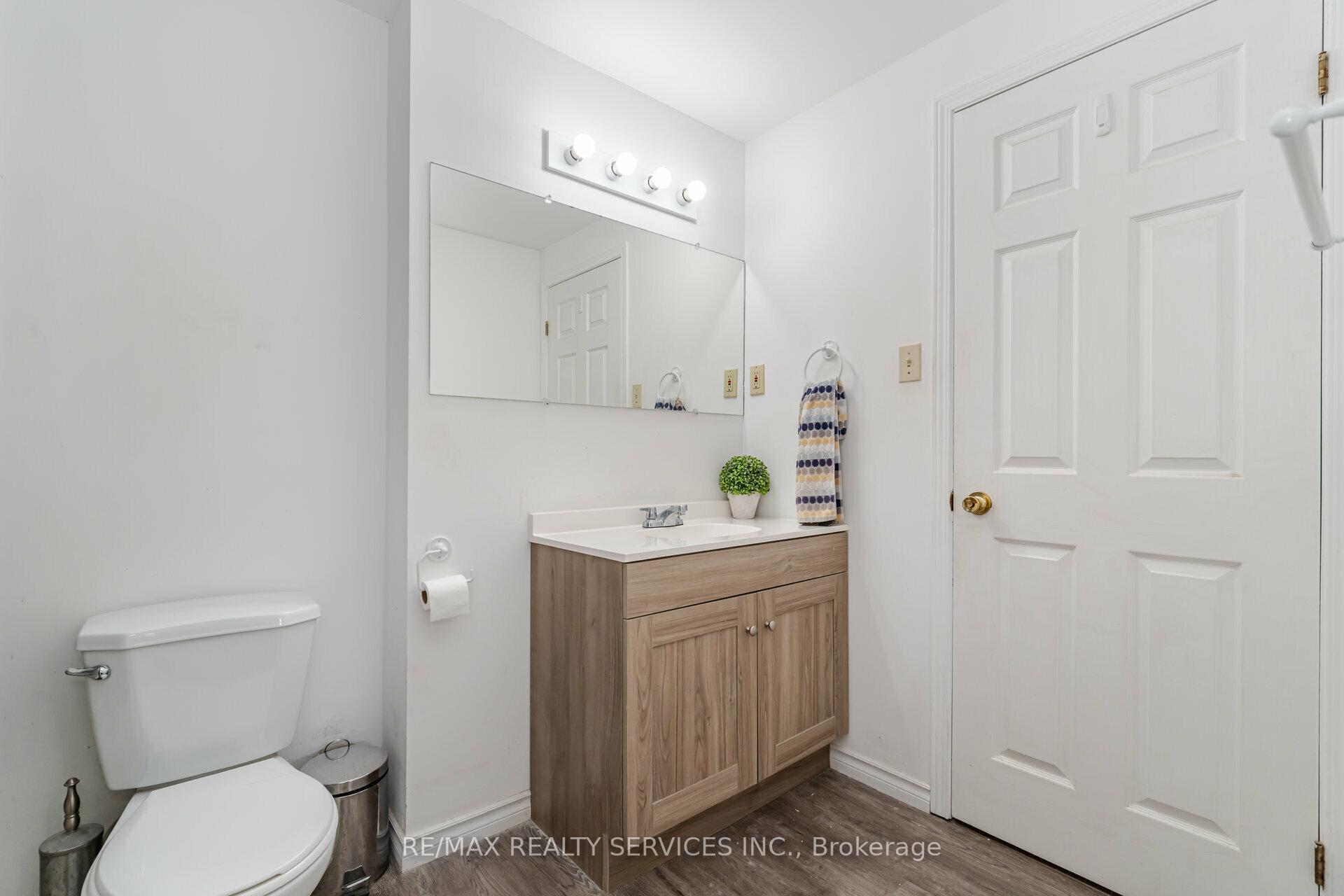 Photo 26 of Unit 28, 1675 Upper Gage Avenue, Hamilton, Broughton — HOMEH