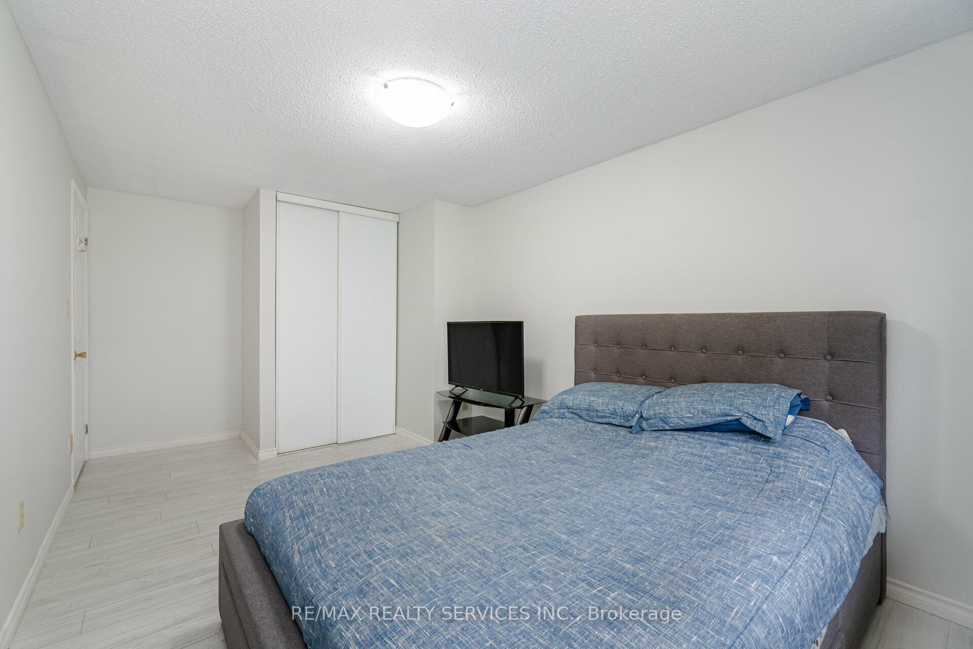 Photo 24 of Unit 28, 1675 Upper Gage Avenue, Hamilton, Broughton — HOMEH