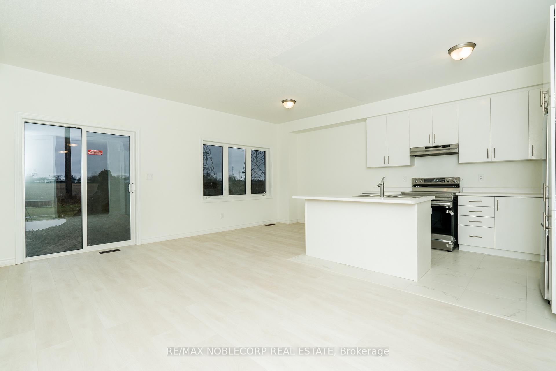 Photo 2 of 139 Sapphire Way, Thorold, Rolling Meadows — HOMEH