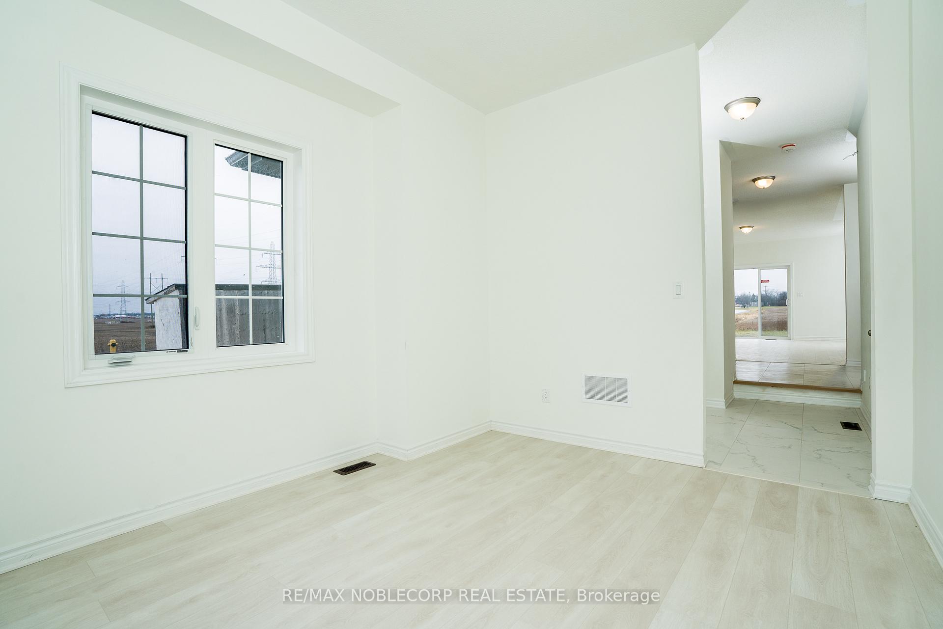Photo 19 of 139 Sapphire Way, Thorold, Rolling Meadows — HOMEH