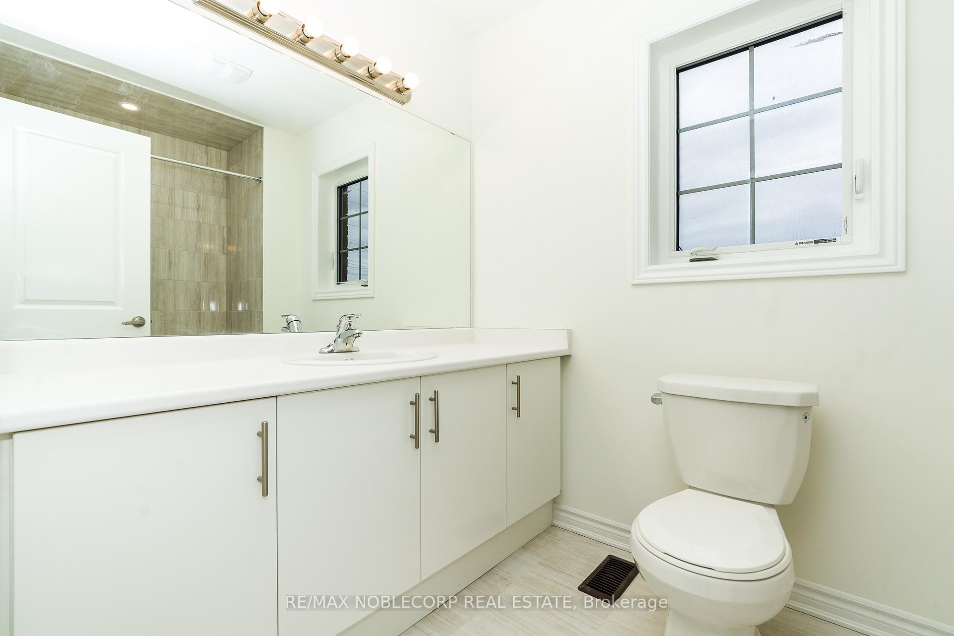 Photo 12 of 139 Sapphire Way, Thorold, Rolling Meadows — HOMEH