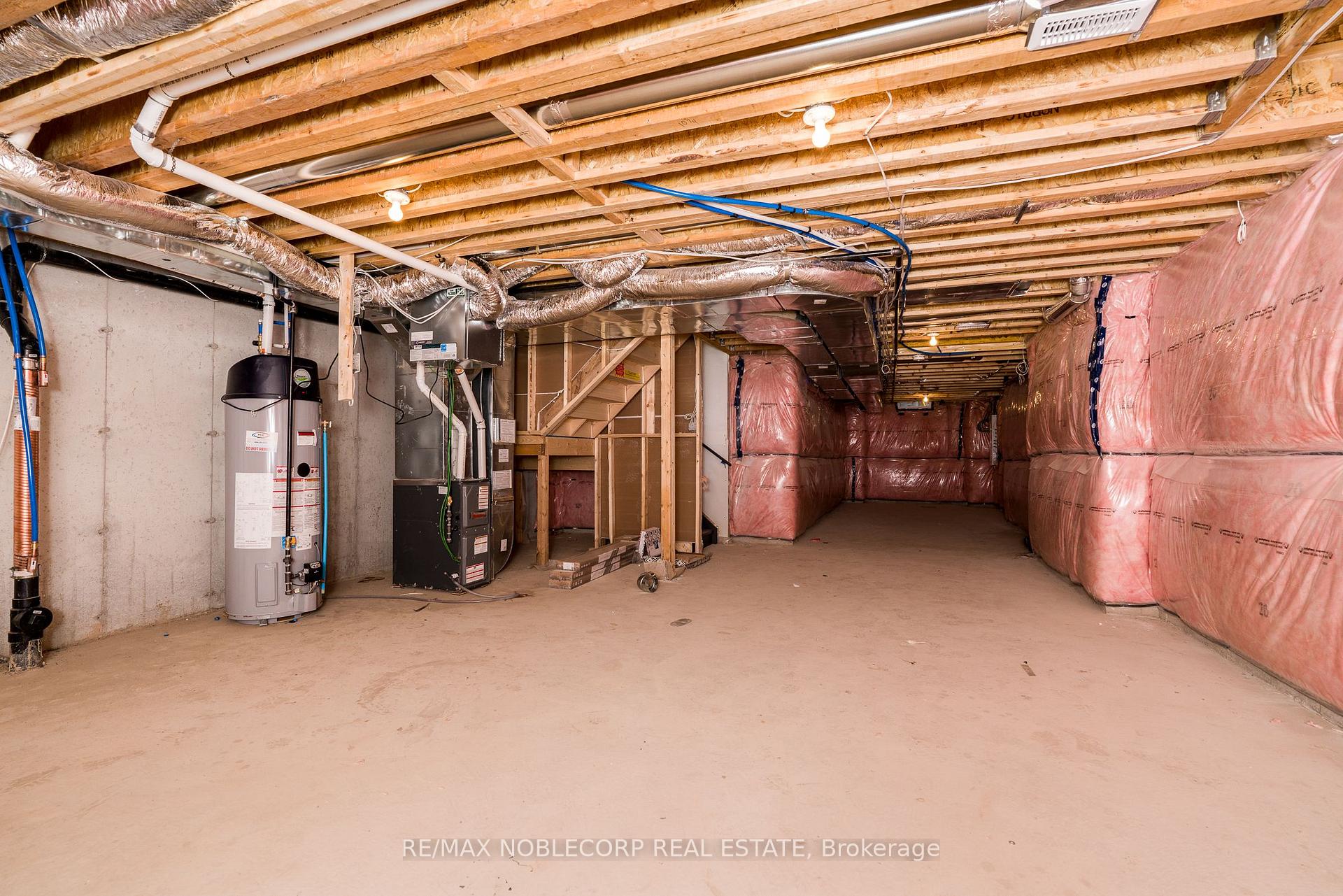 Photo 14 of 139 Sapphire Way, Thorold, Rolling Meadows — HOMEH