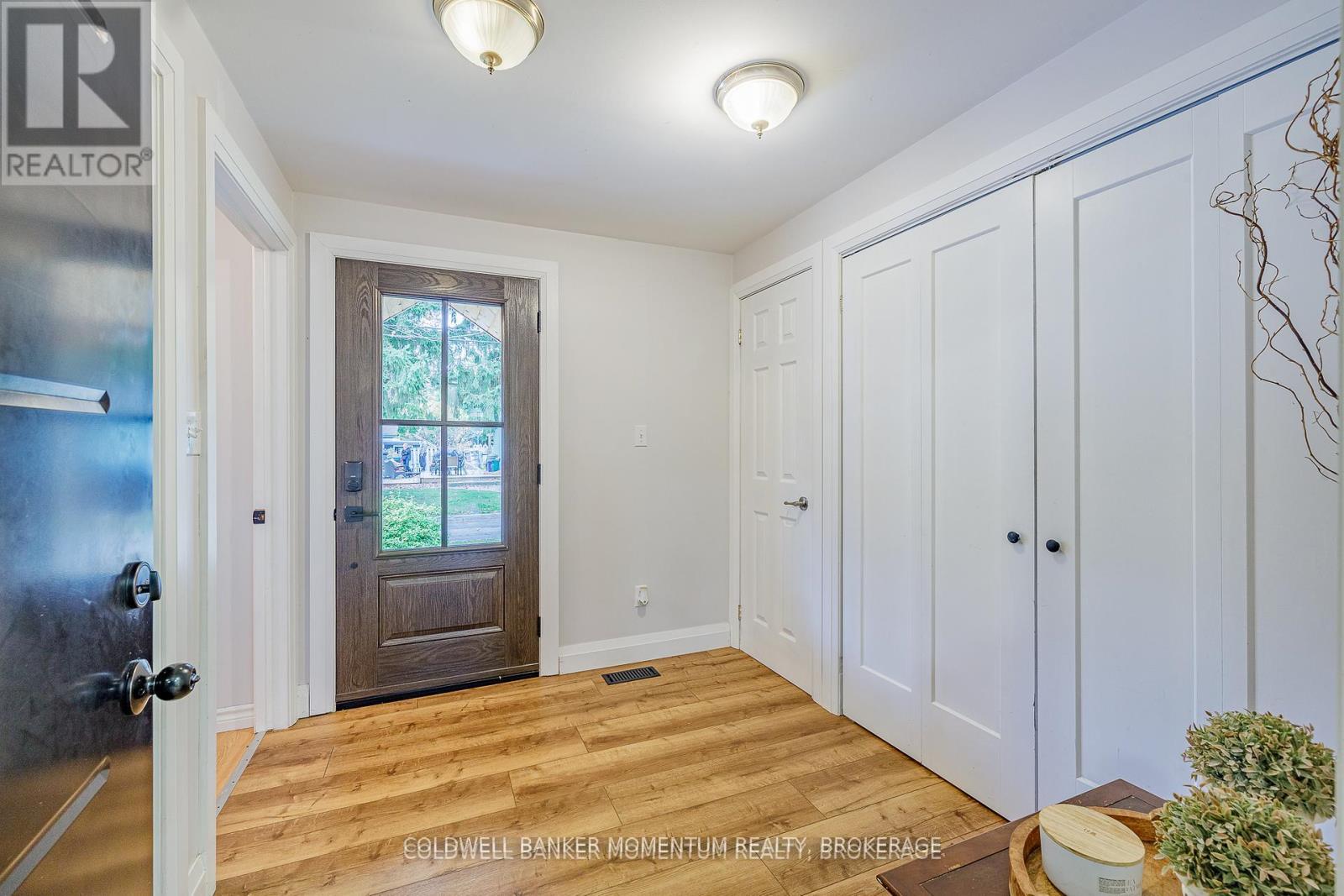 Photo 6 of 10 Betts Avenue, Grimsby, Grimsby Beach — HOMEH