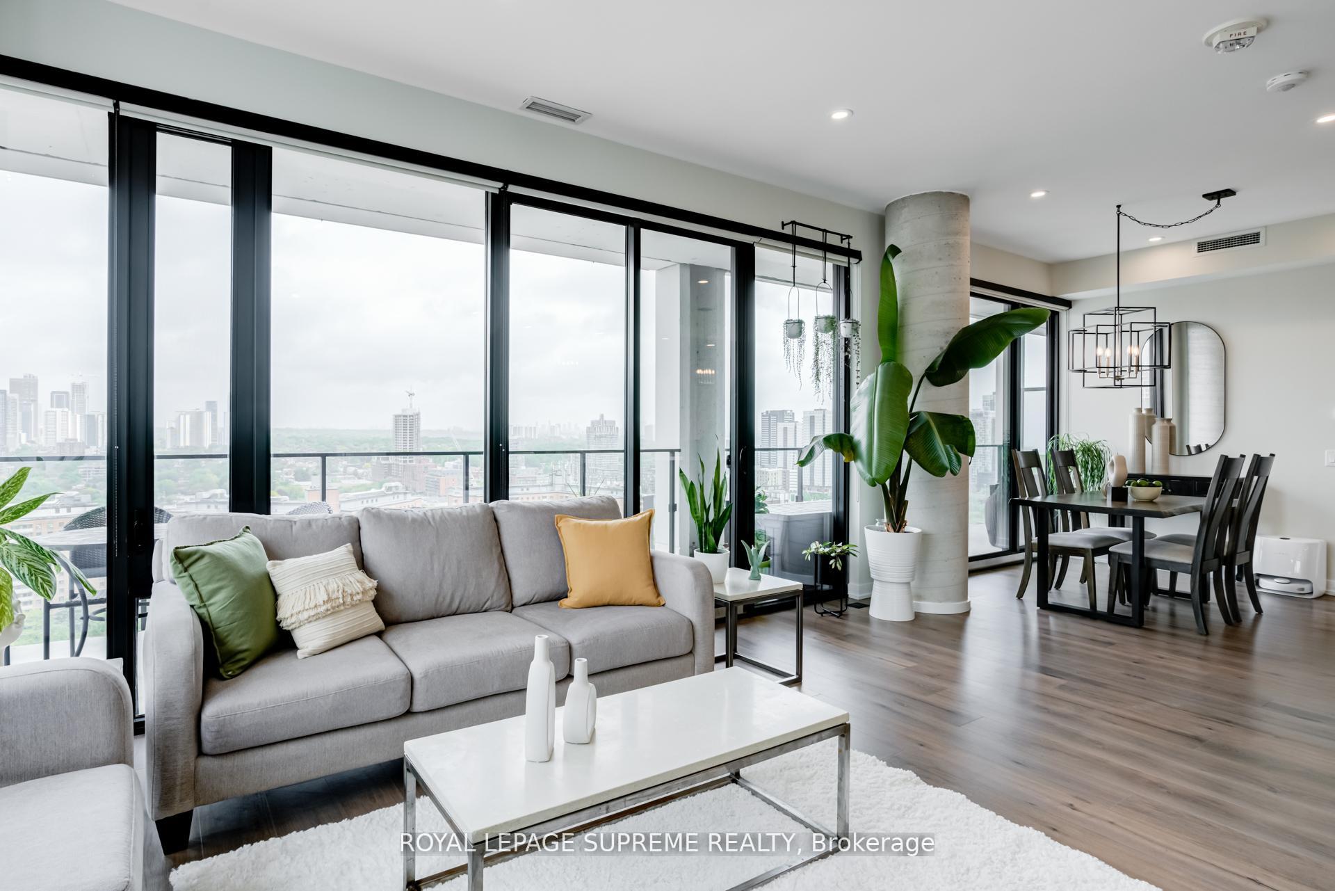 Photo 6 of Unit 2406, 55 Ontario Street, Toronto, Moss Park — HOMEH