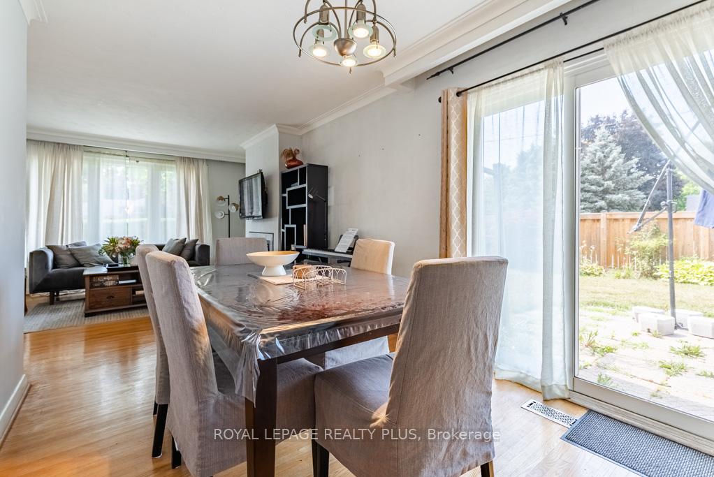 Photo 5 of 431 Sherin Drive, Oakville, West — HOMEH