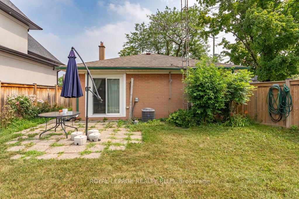 Photo 20 of 431 Sherin Drive, Oakville, West — HOMEH